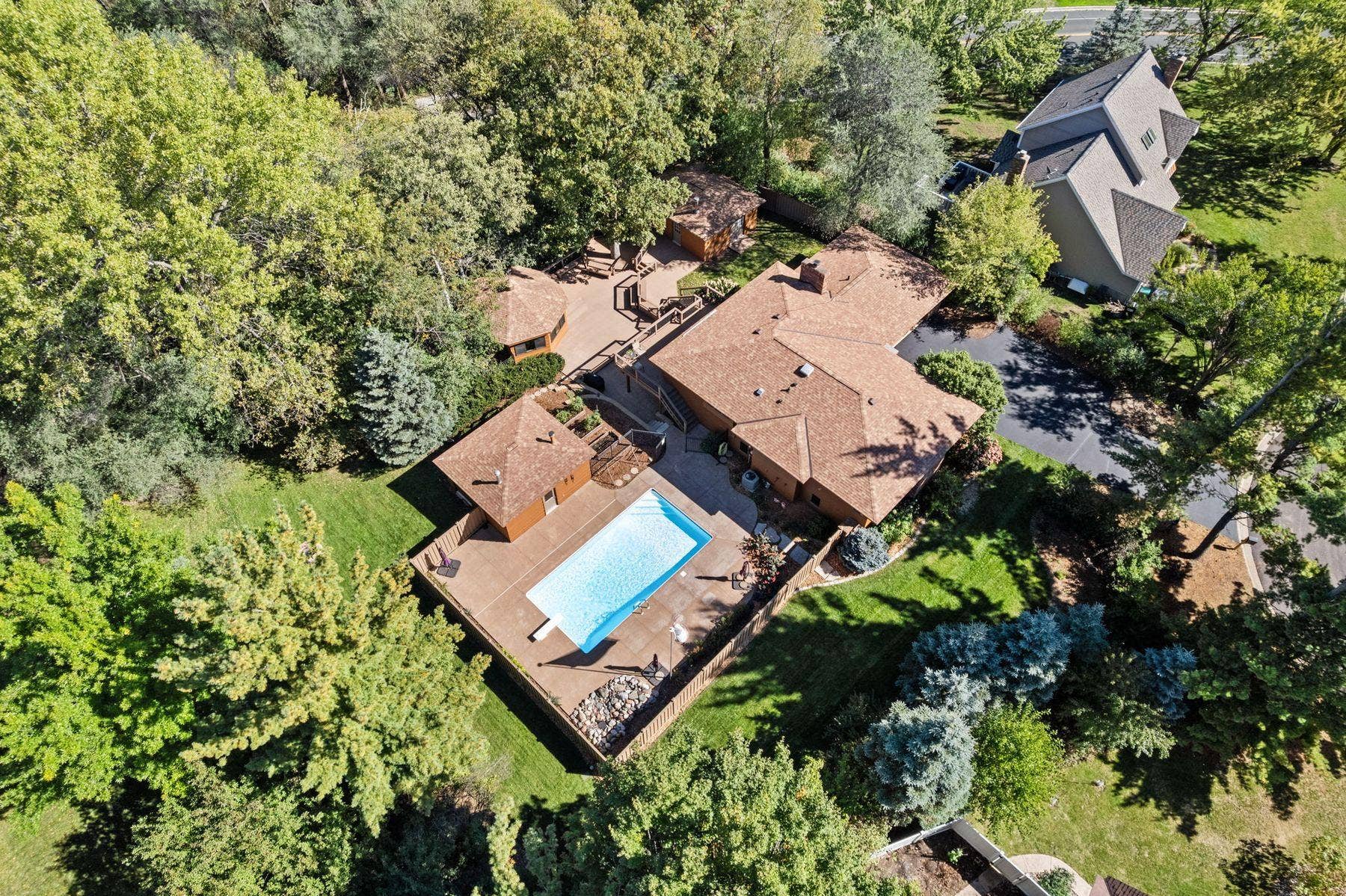 1615 Laurel Avenue, Hudson, WI 54016 1615 Laurel Avenue, Hudson, WI 54016
