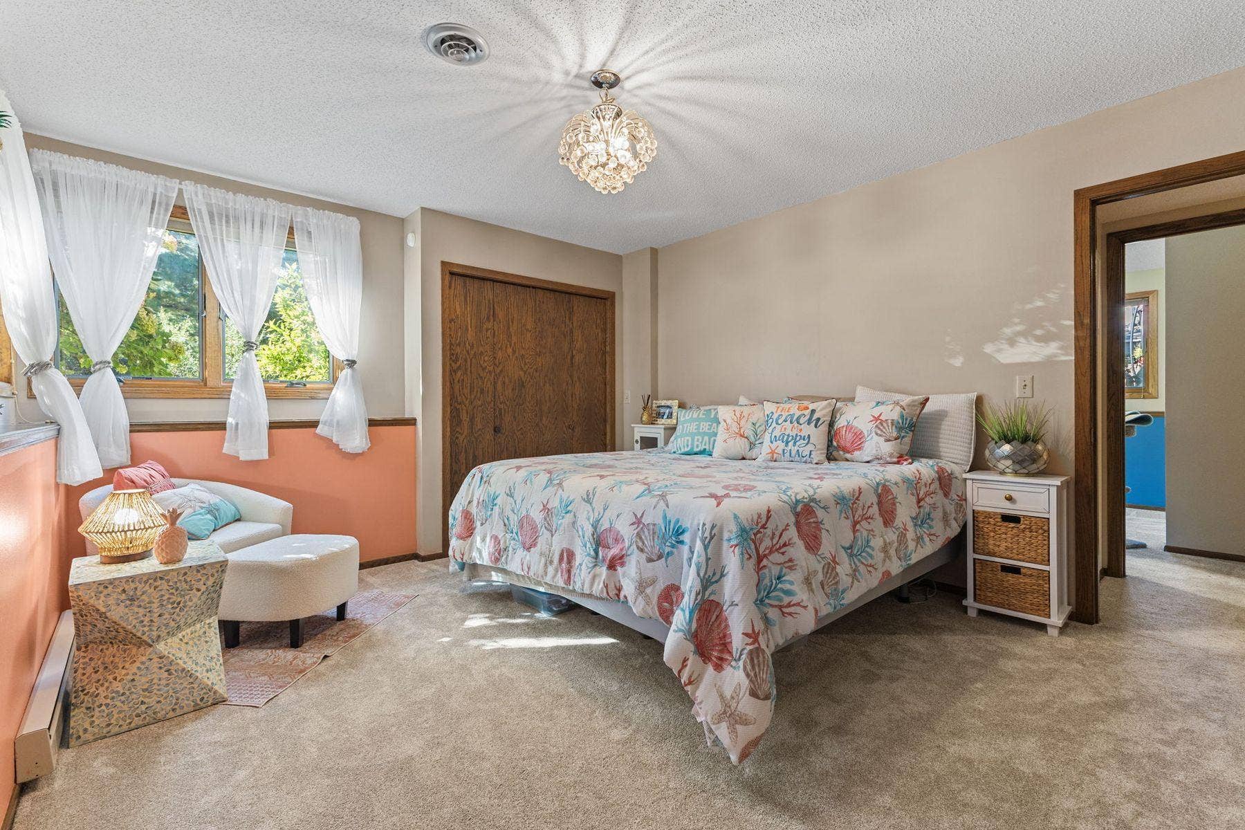 1615 Laurel Avenue, Hudson, WI 54016 1615 Laurel Avenue, Hudson, WI 54016