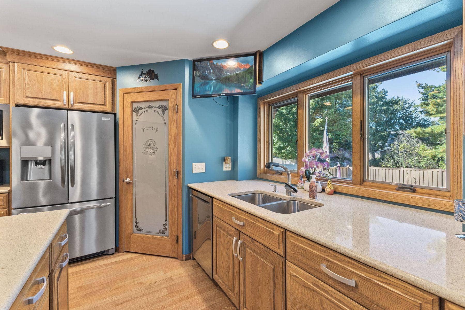 1615 Laurel Avenue, Hudson, WI 54016 1615 Laurel Avenue, Hudson, WI 54016