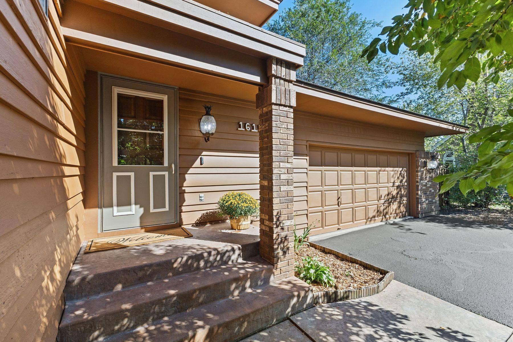 1615 Laurel Avenue, Hudson, WI 54016 1615 Laurel Avenue, Hudson, WI 54016