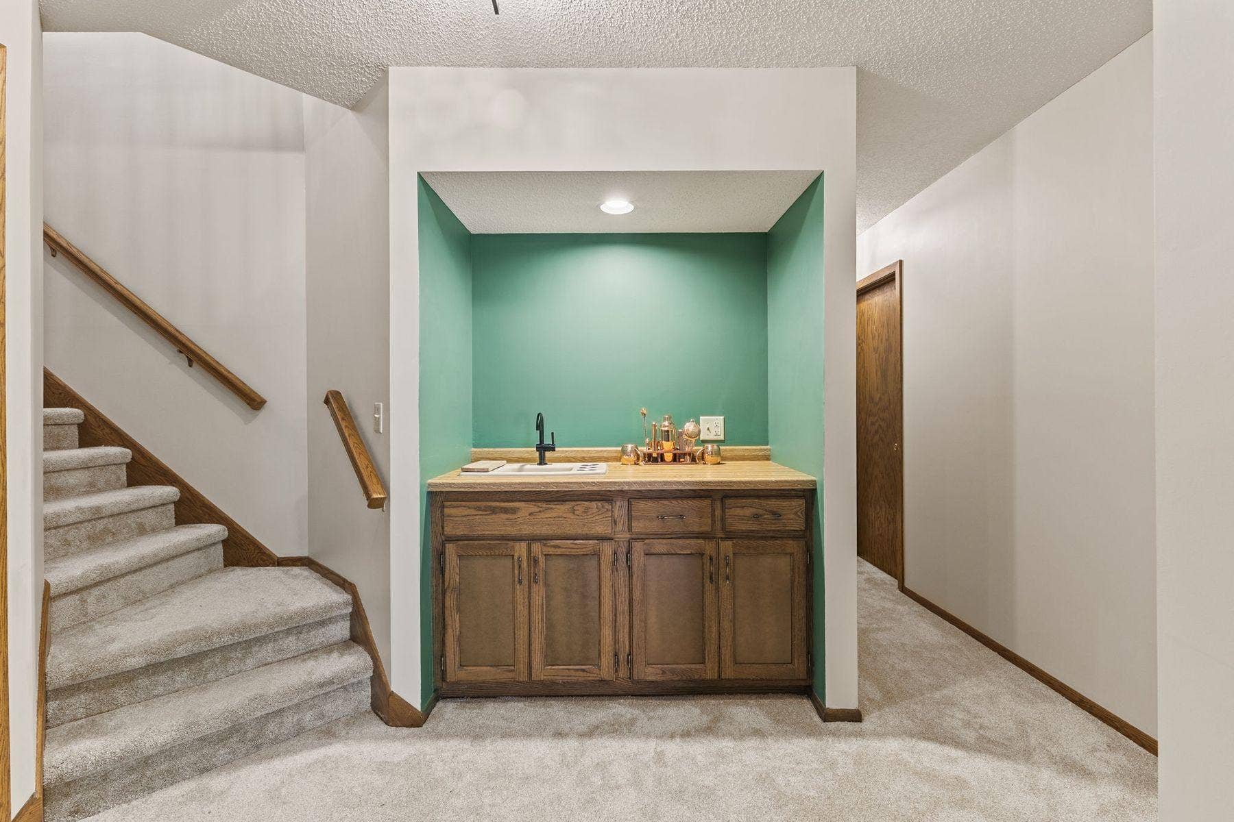 1615 Laurel Avenue, Hudson, WI 54016 1615 Laurel Avenue, Hudson, WI 54016