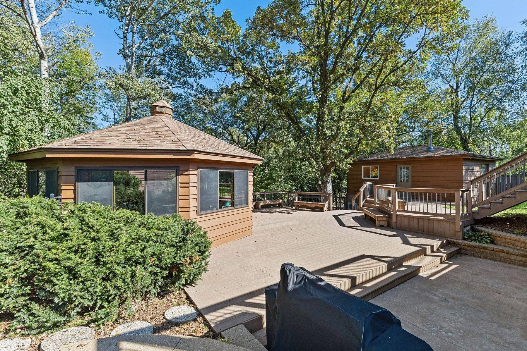 1615 Laurel Avenue, Hudson, WI 54016 1615 Laurel Avenue, Hudson, WI 54016