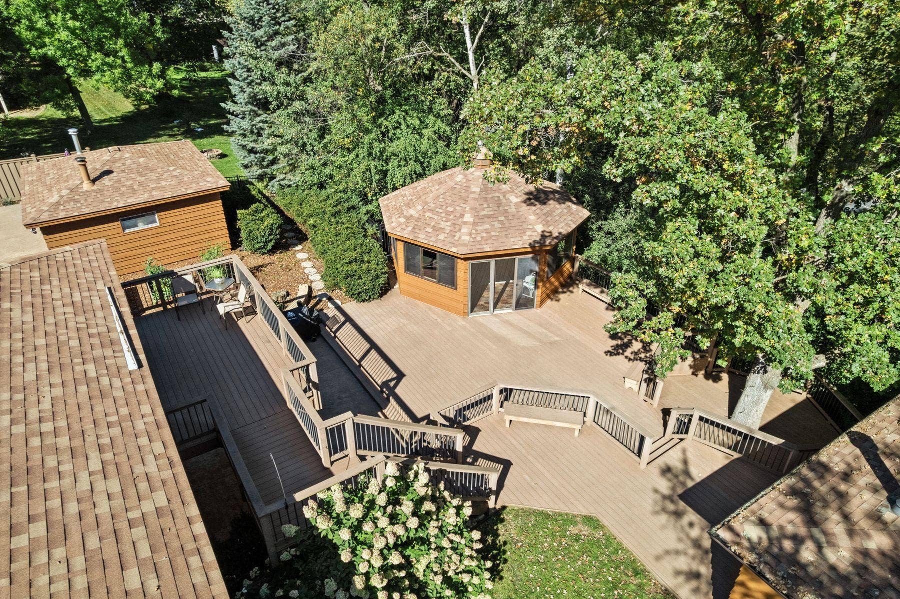 1615 Laurel Avenue, Hudson, WI 54016 1615 Laurel Avenue, Hudson, WI 54016