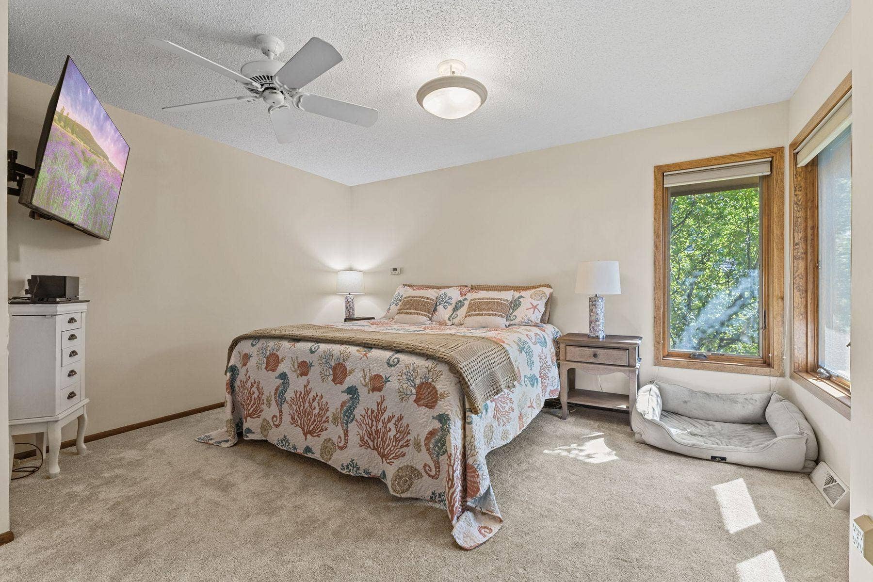 1615 Laurel Avenue, Hudson, WI 54016 1615 Laurel Avenue, Hudson, WI 54016