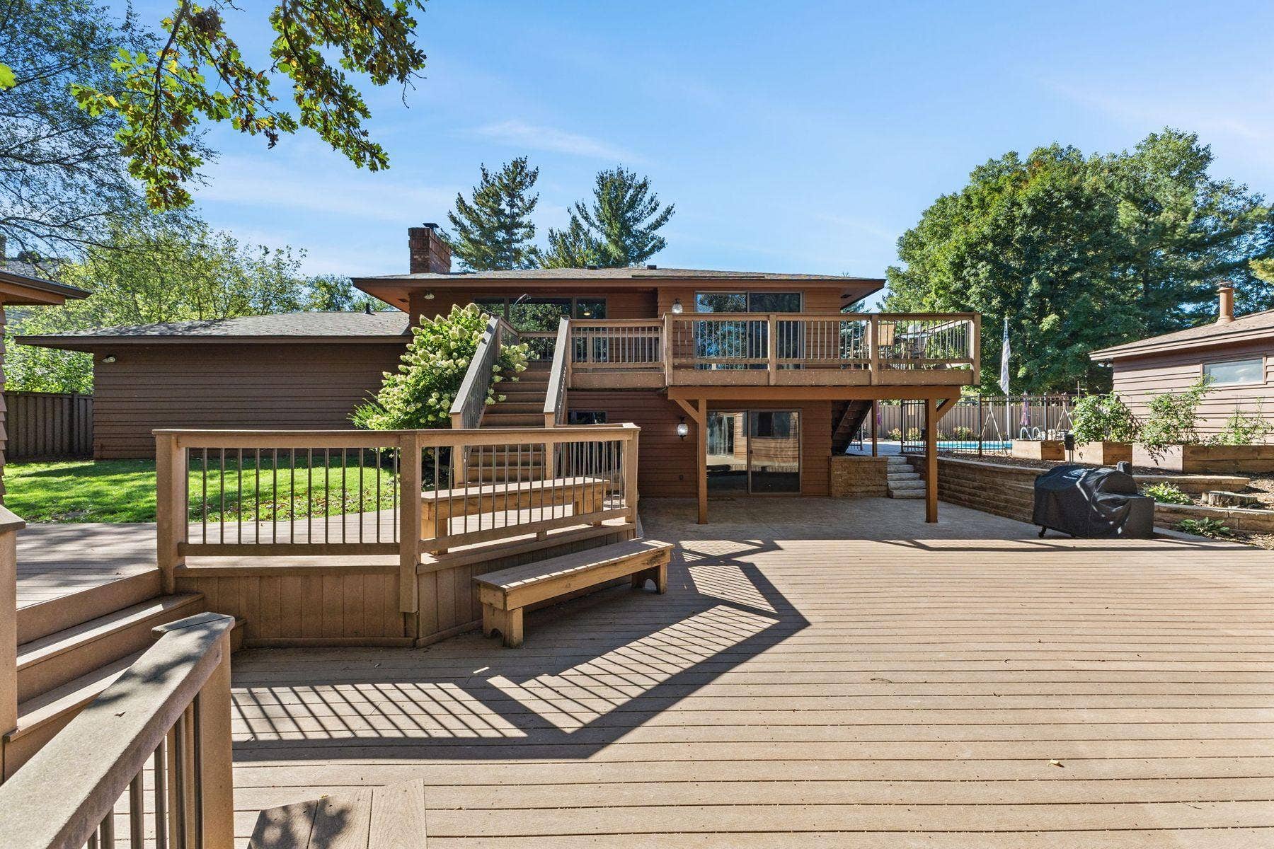 1615 Laurel Avenue, Hudson, WI 54016 1615 Laurel Avenue, Hudson, WI 54016