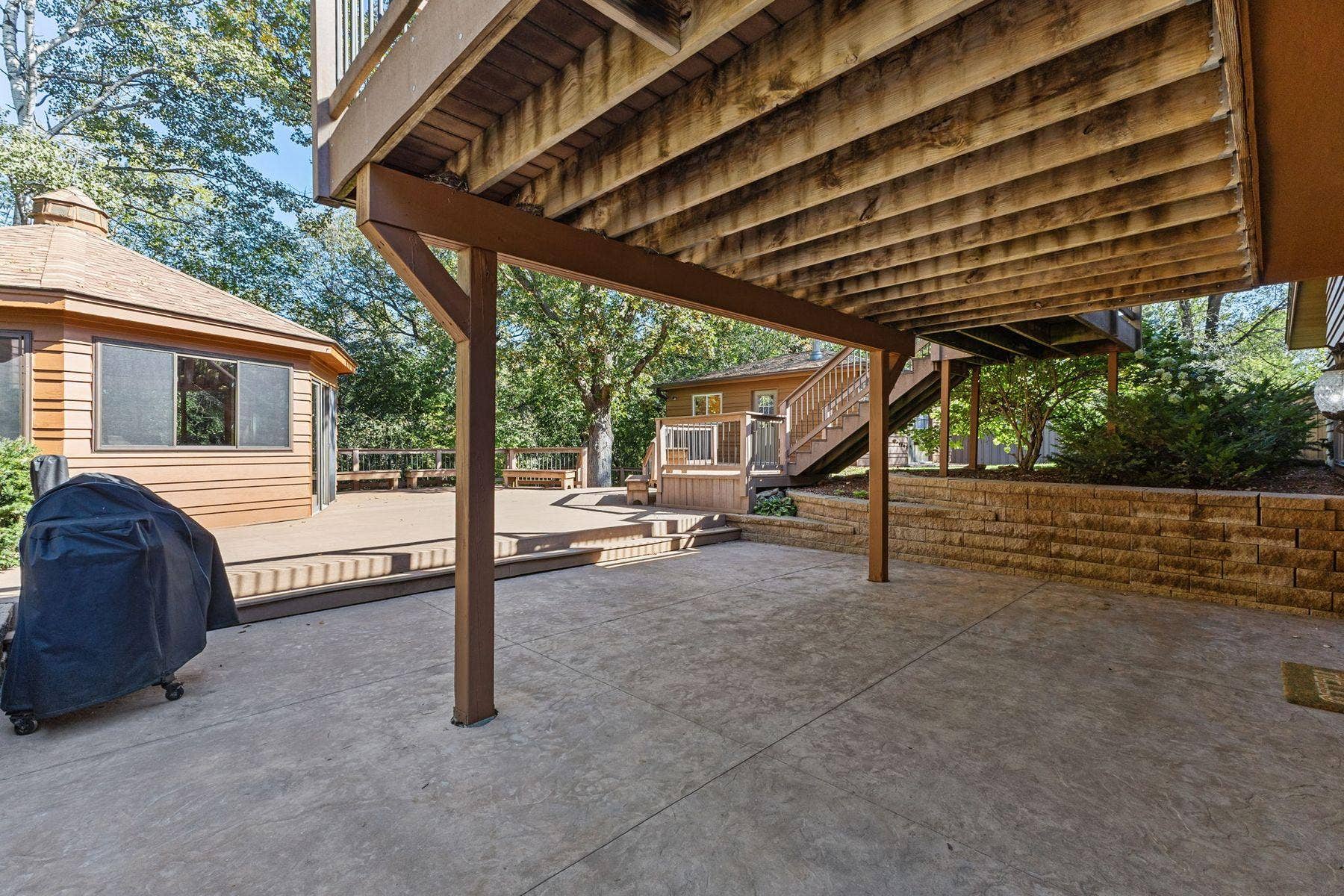 1615 Laurel Avenue, Hudson, WI 54016 1615 Laurel Avenue, Hudson, WI 54016
