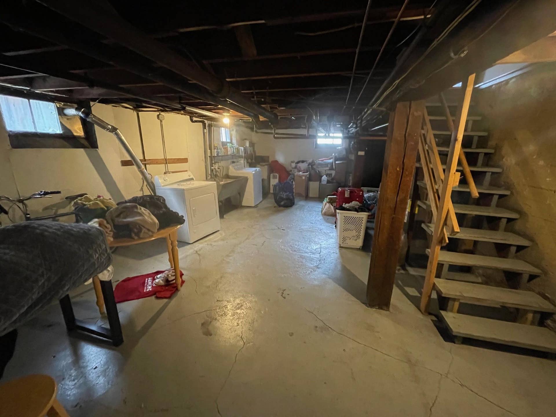1609 Basement.jpg