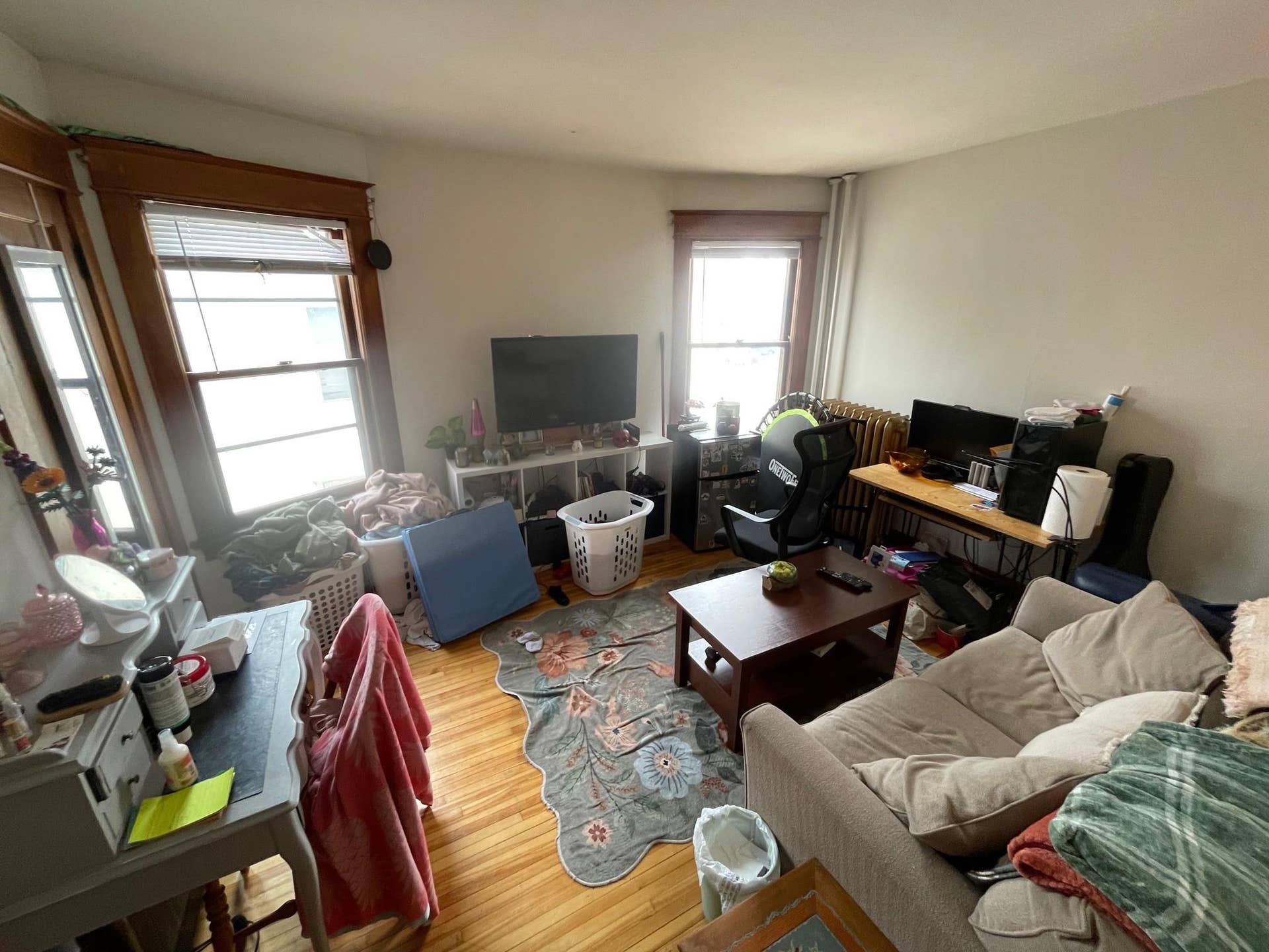1607 Bedroom 2.jpg