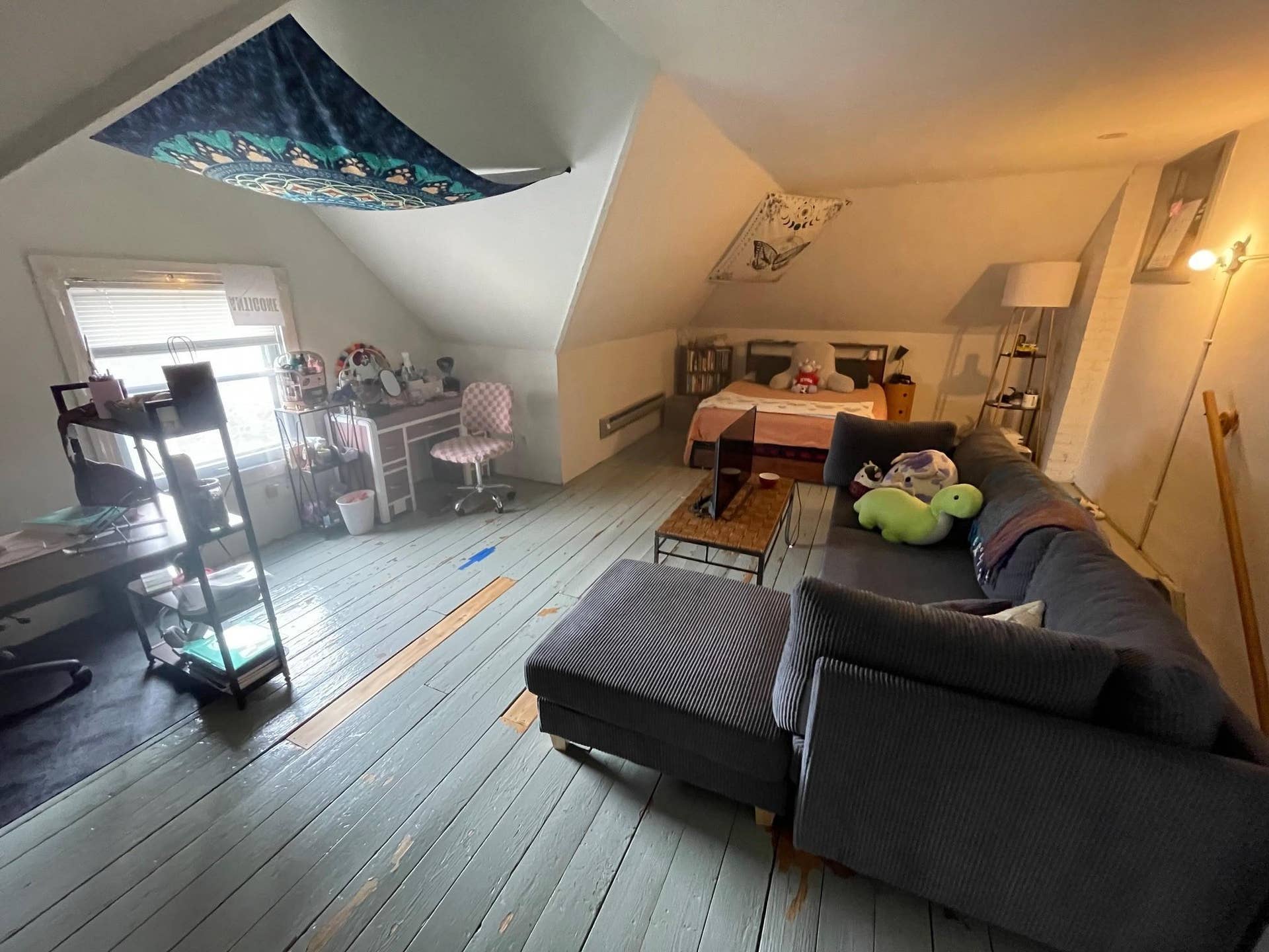 1609 Bedroom 4 Photo 1.jpg