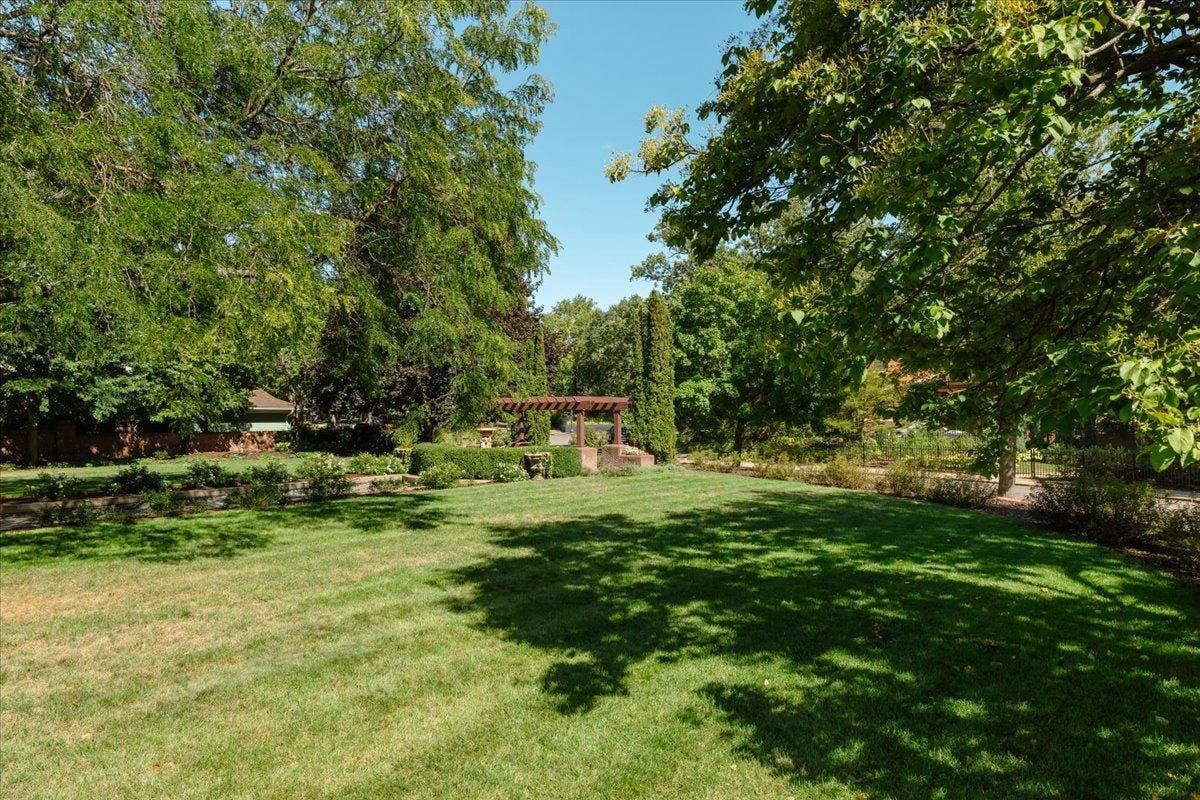 633 Fairmount Avenue, 100, Saint Paul, MN 55105 171-633 Fairmount Ave-0165.jpg