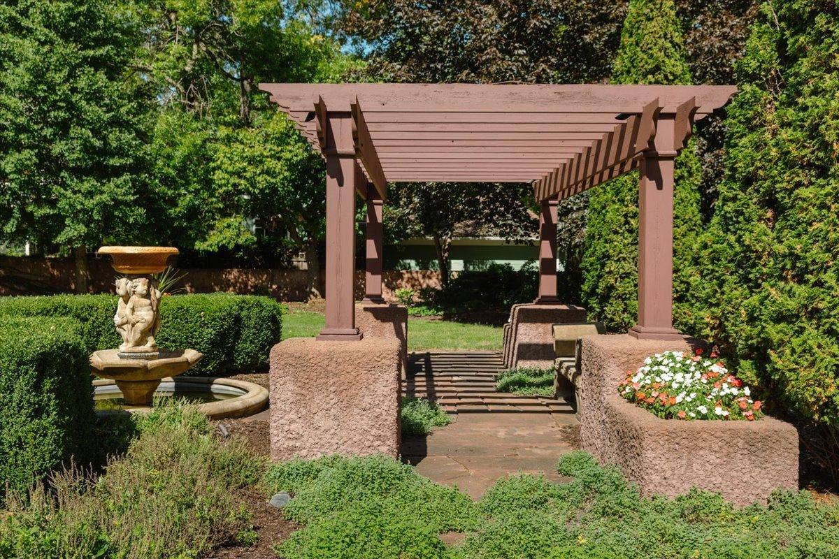 633 Fairmount Avenue, 100, Saint Paul, MN 55105 170-633 Fairmount Ave-0164.jpg