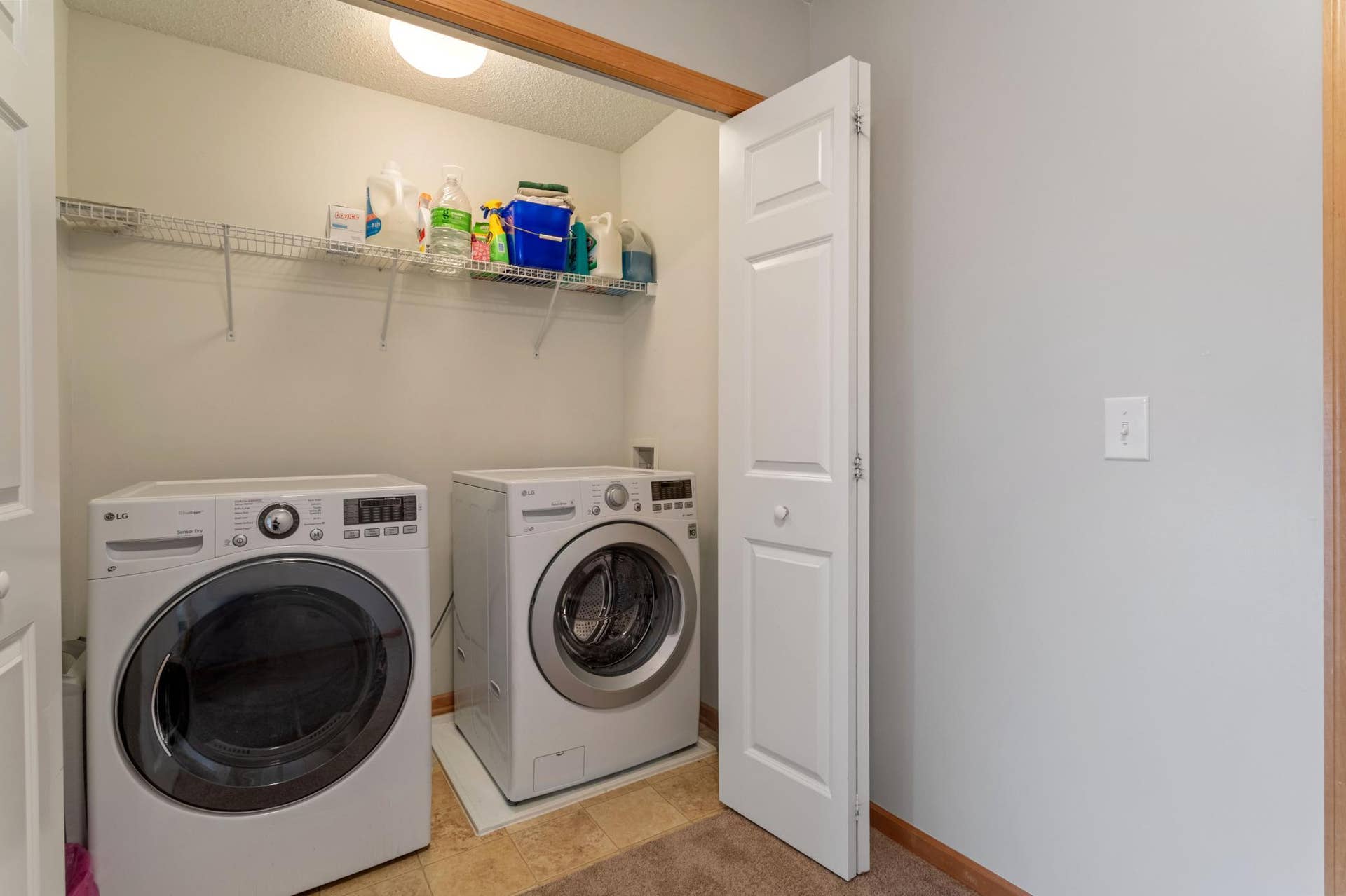 14633 Victor Hugo Boulevard N, #4, Hugo, MN 55038 Upstairs Laundry