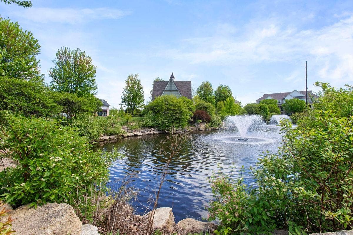 14633 Victor Hugo Boulevard N, #4, Hugo, MN 55038 14633 Victor Hugo Boulevard N, #4, Hugo, MN 55038