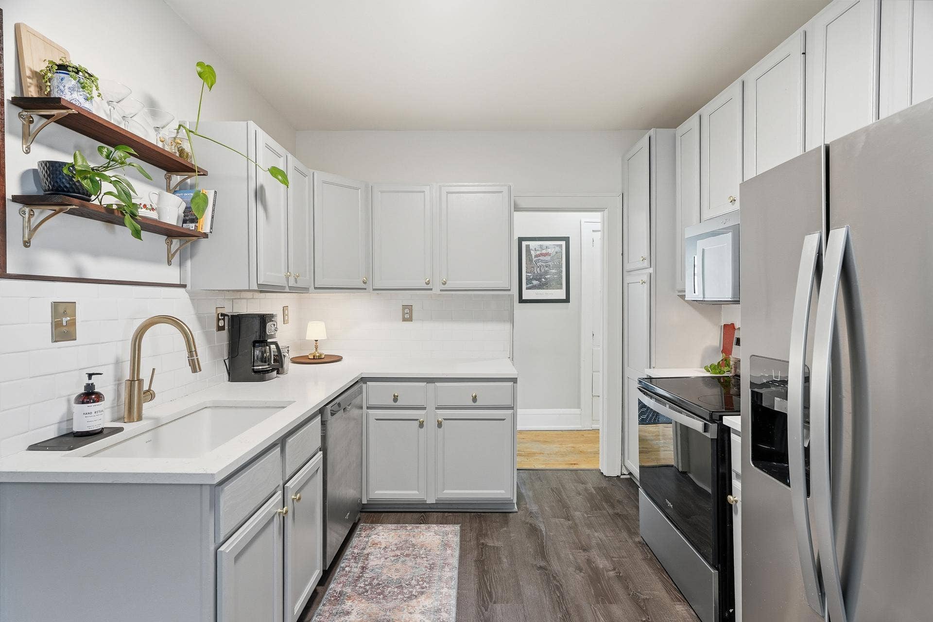4220 Minnehaha Ave MLS-27.jpg