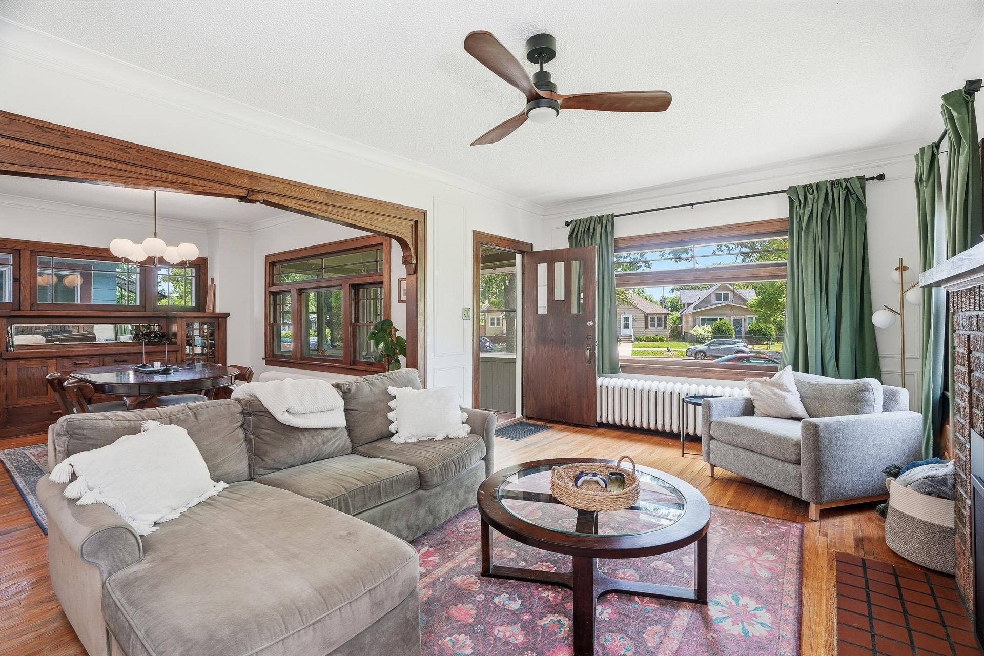 4220 Minnehaha Ave MLS-21.jpg