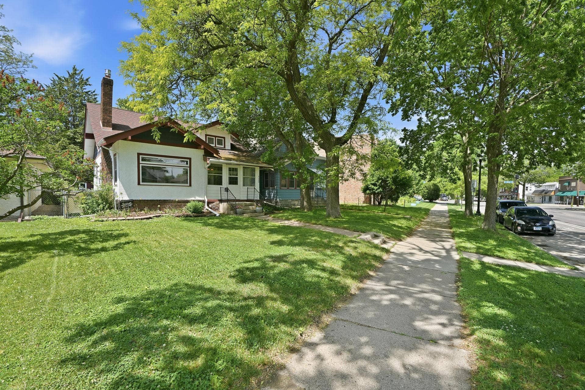 4220 Minnehaha Ave MLS-2.jpg.
