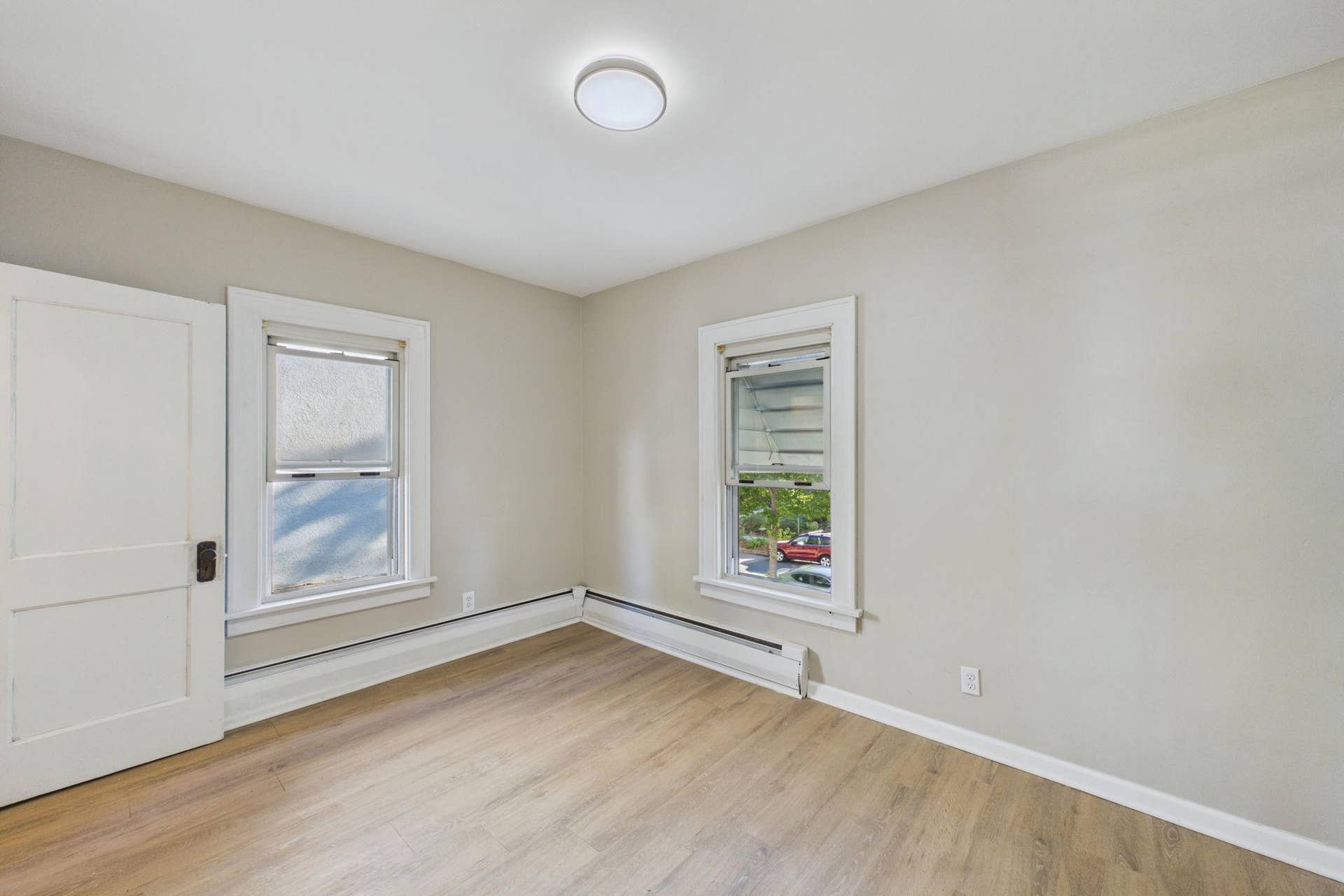 3748 5th Avenue S, 11, Minneapolis, MN 55409 21-web-or-mls-3748 5th Ave S-21.jpg
