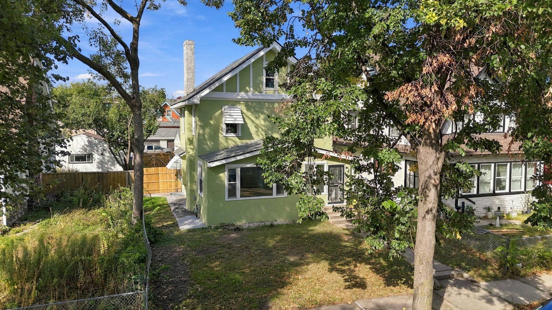 3748 5th Avenue S, 11, Minneapolis, MN 55409 41-web-or-mls-DJI_20260916105555_0037_D.jpg