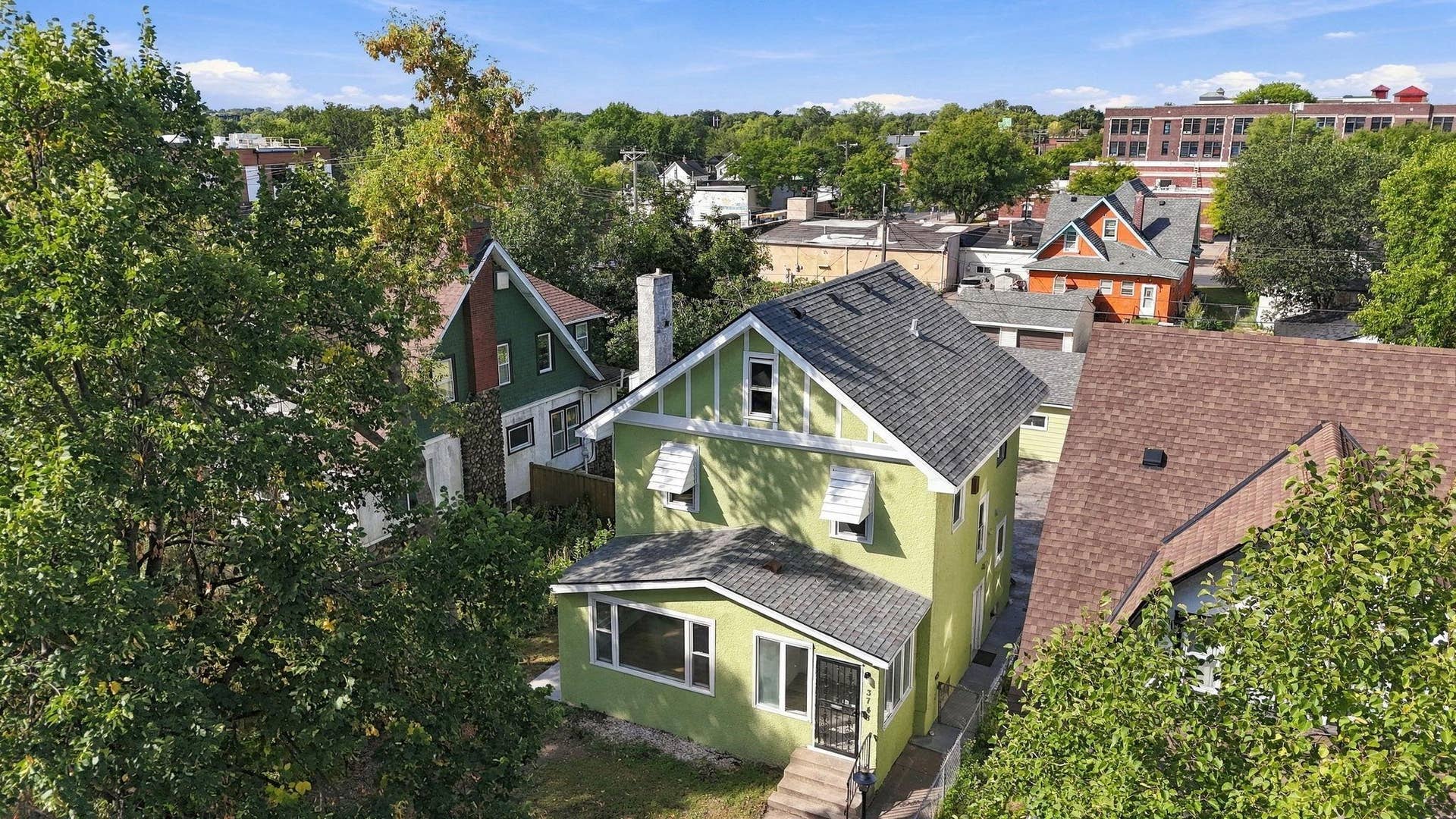 3748 5th Avenue S, 11, Minneapolis, MN 55409 42-web-or-mls-DJI_20260916105522_0036_D.jpg