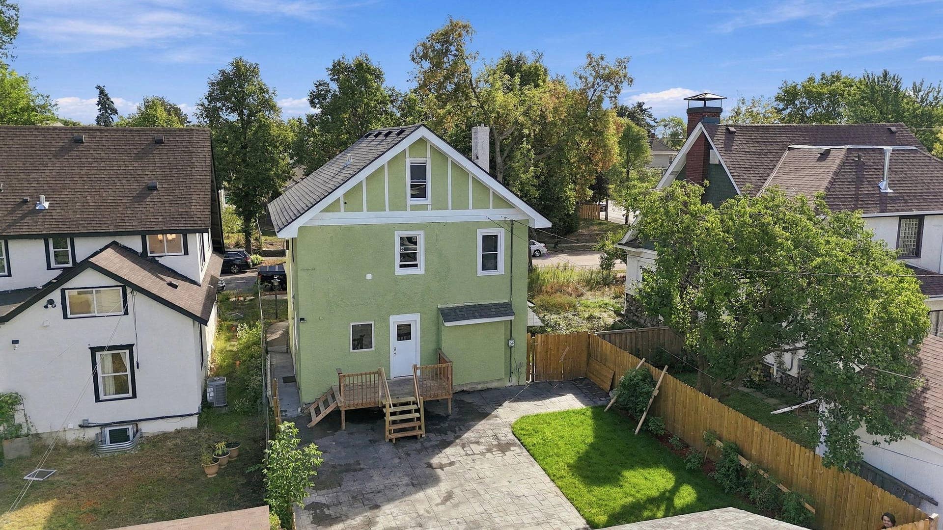 3748 5th Avenue S, 11, Minneapolis, MN 55409 4-web-or-mls-3748 5th Ave S-4.jpg