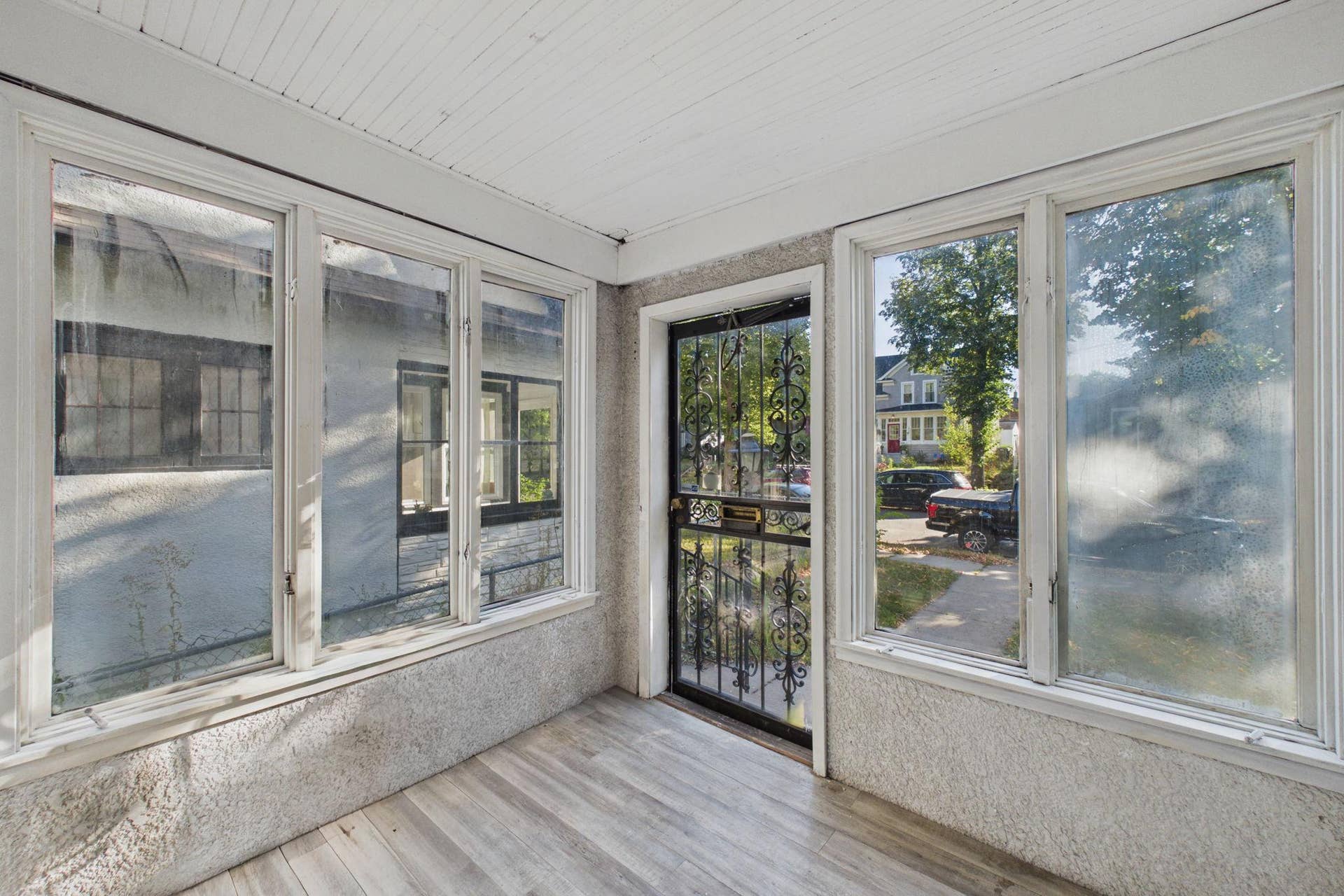 3748 5th Avenue S, 11, Minneapolis, MN 55409 5-web-or-mls-3748 5th Ave S-5.jpg