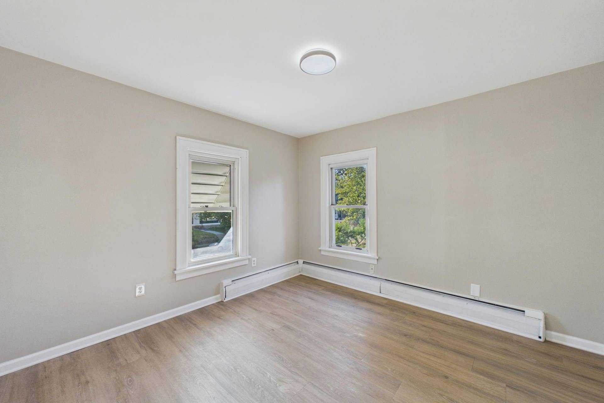 3748 5th Avenue S, 11, Minneapolis, MN 55409 22-web-or-mls-3748 5th Ave S-22.jpg
