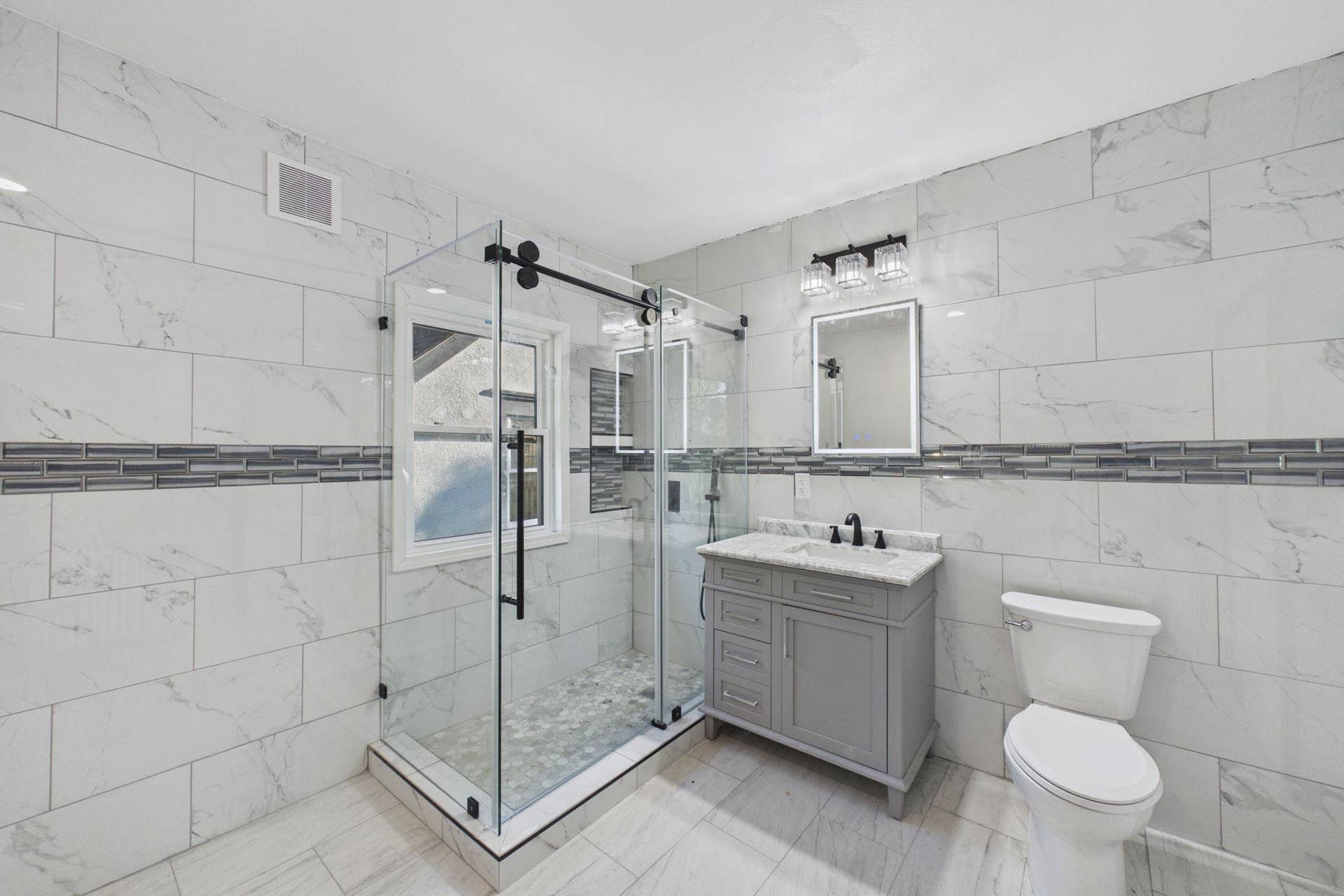 3748 5th Avenue S, 11, Minneapolis, MN 55409 33-web-or-mls-3748 5th Ave S-33.jpg