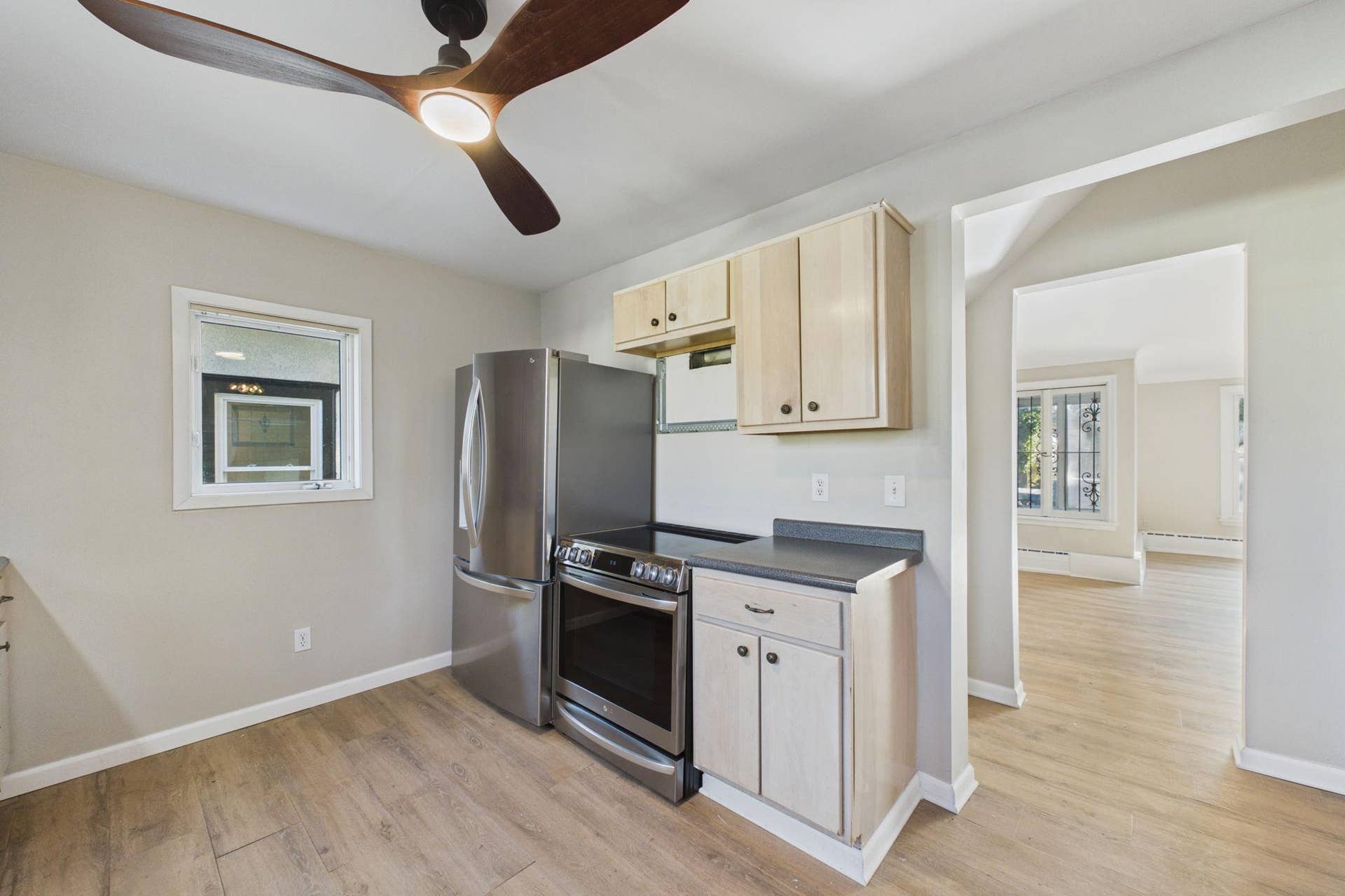 3748 5th Avenue S, 11, Minneapolis, MN 55409 13-web-or-mls-3748 5th Ave S-13.jpg