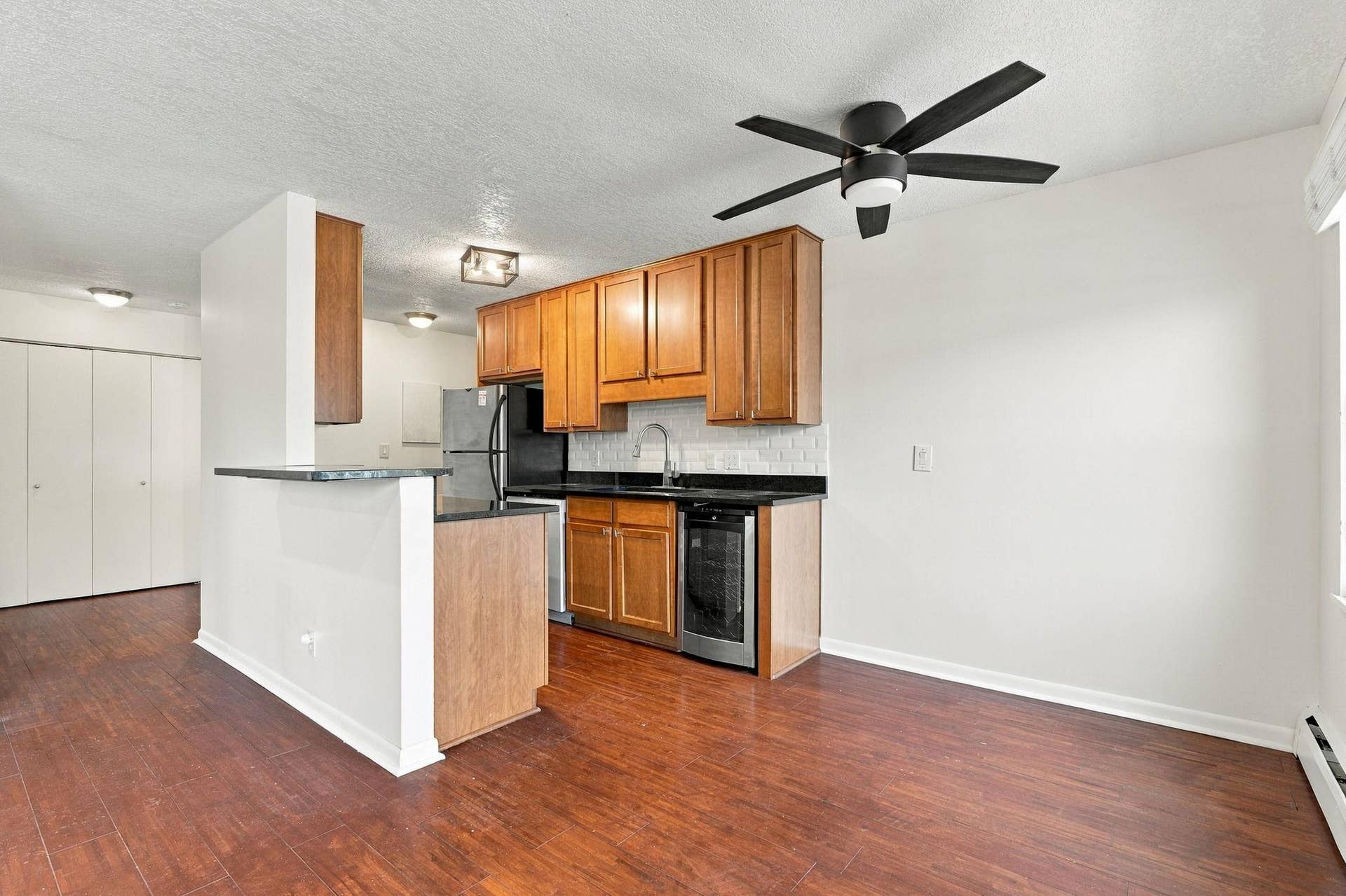 3019 Bryant Avenue S, #101, 70, Minneapolis, MN 55408