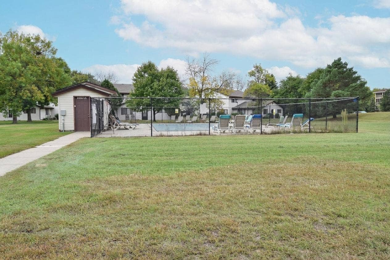 6410 83rd Court N, Brooklyn Park, MN 55445 Not 1 but 2 Community Pools