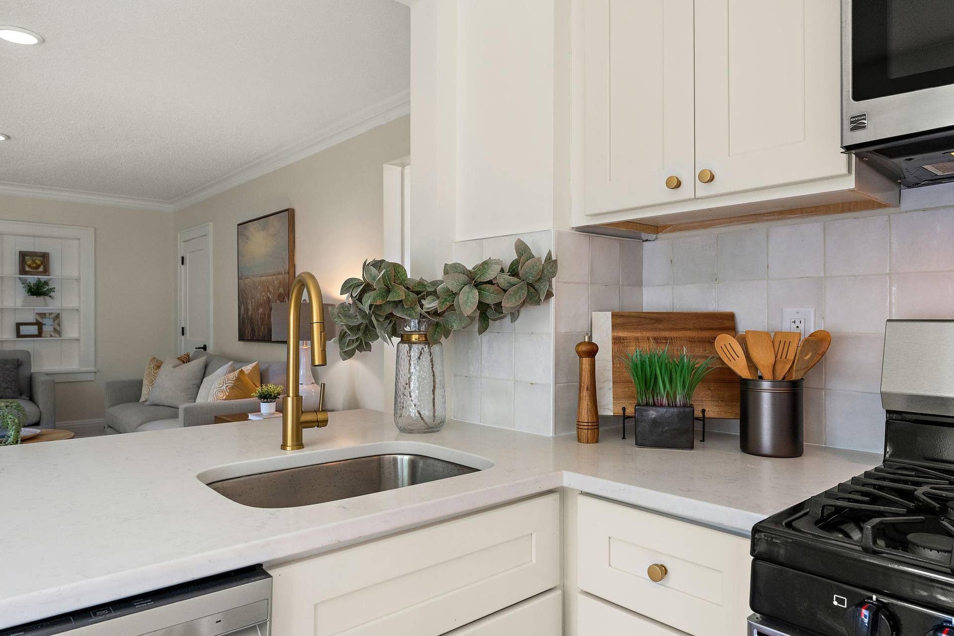 Stunning brand new kitchen