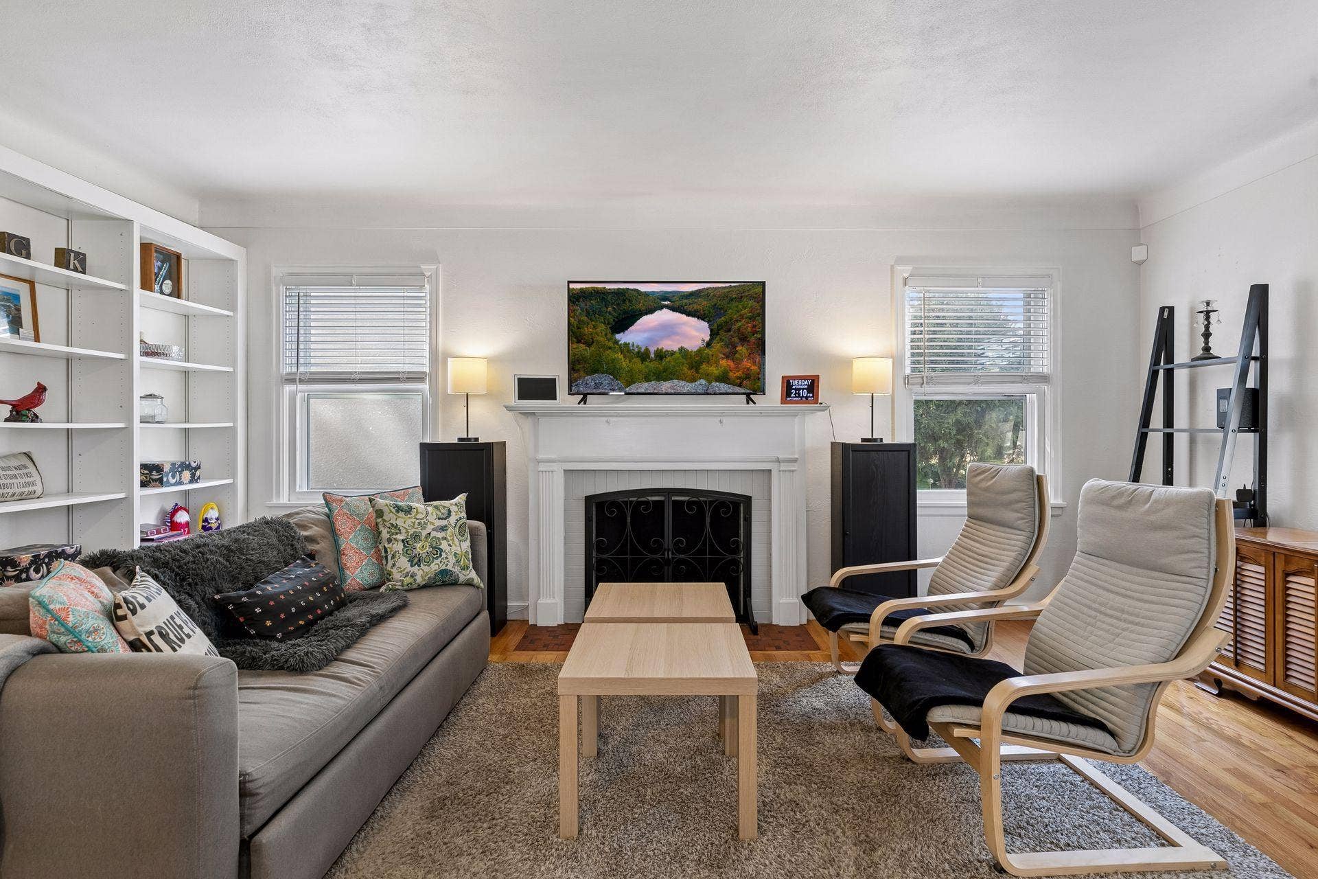 776 Parkview Avenue, 89, Saint Paul, MN 55117 Living room.