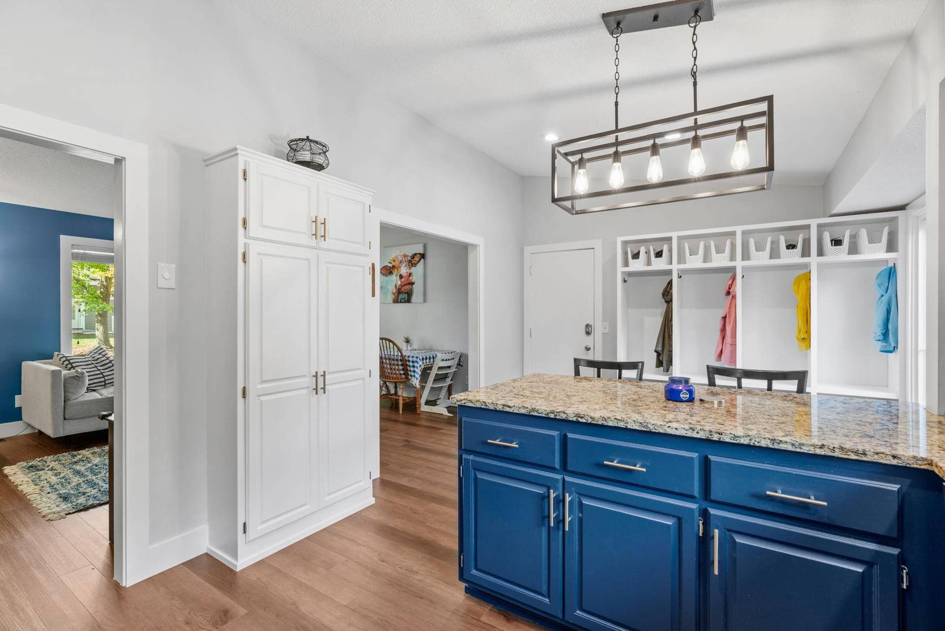 31-web-or-mls-9150 Orchid Ln-18.jpg