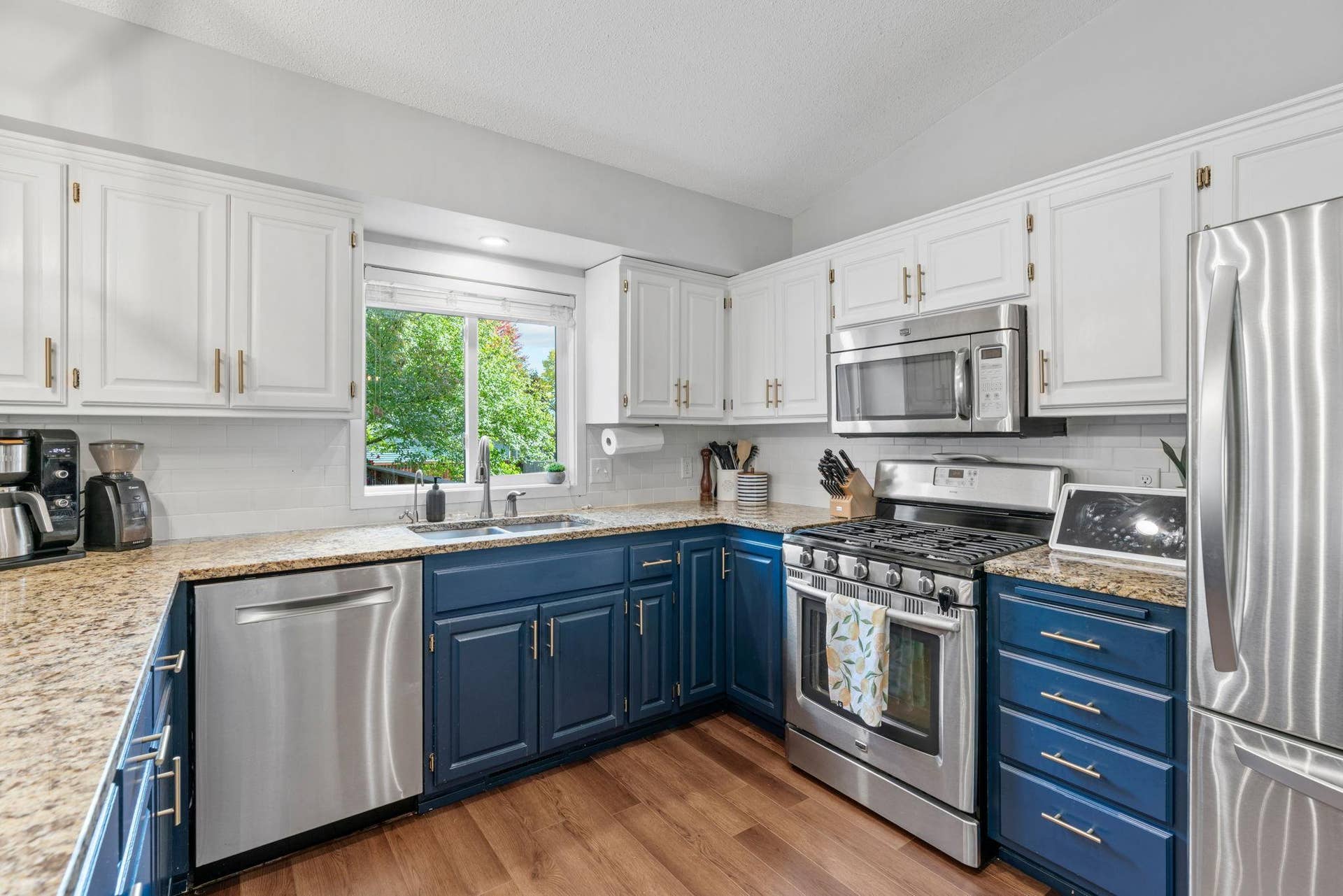 28-web-or-mls-9150 Orchid Ln-15.jpg