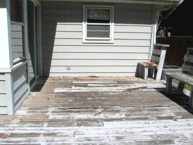 834 Hoyt Avenue W, 89, Saint Paul, MN 55117 834 Hoyt Ave. W. deck.JPG