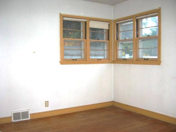 834 Hoyt Avenue W, 89, Saint Paul, MN 55117 834 Hoyt Ave. W. bedroom 2.JPG
