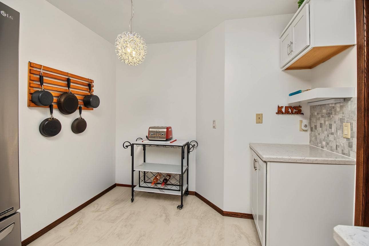 9700 Portland Avenue S, #128, Bloomington, MN 55420 9700 Portland Avenue S, #128, Bloomington, MN 55420