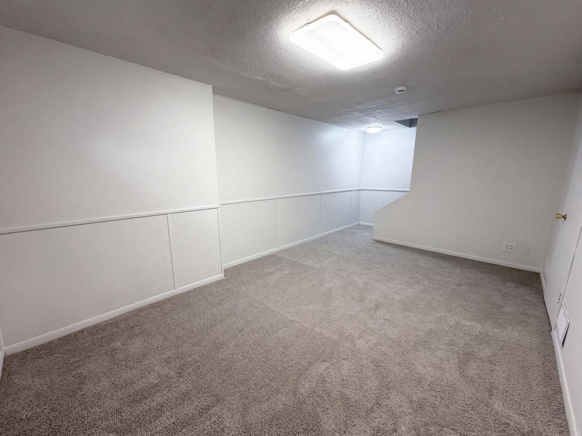 listing_12.jpg