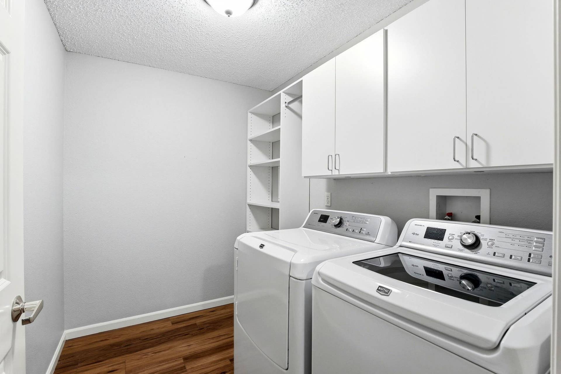 3800 85th Avenue N, #117, Brooklyn Park, MN 55443 Filled with options for storage.