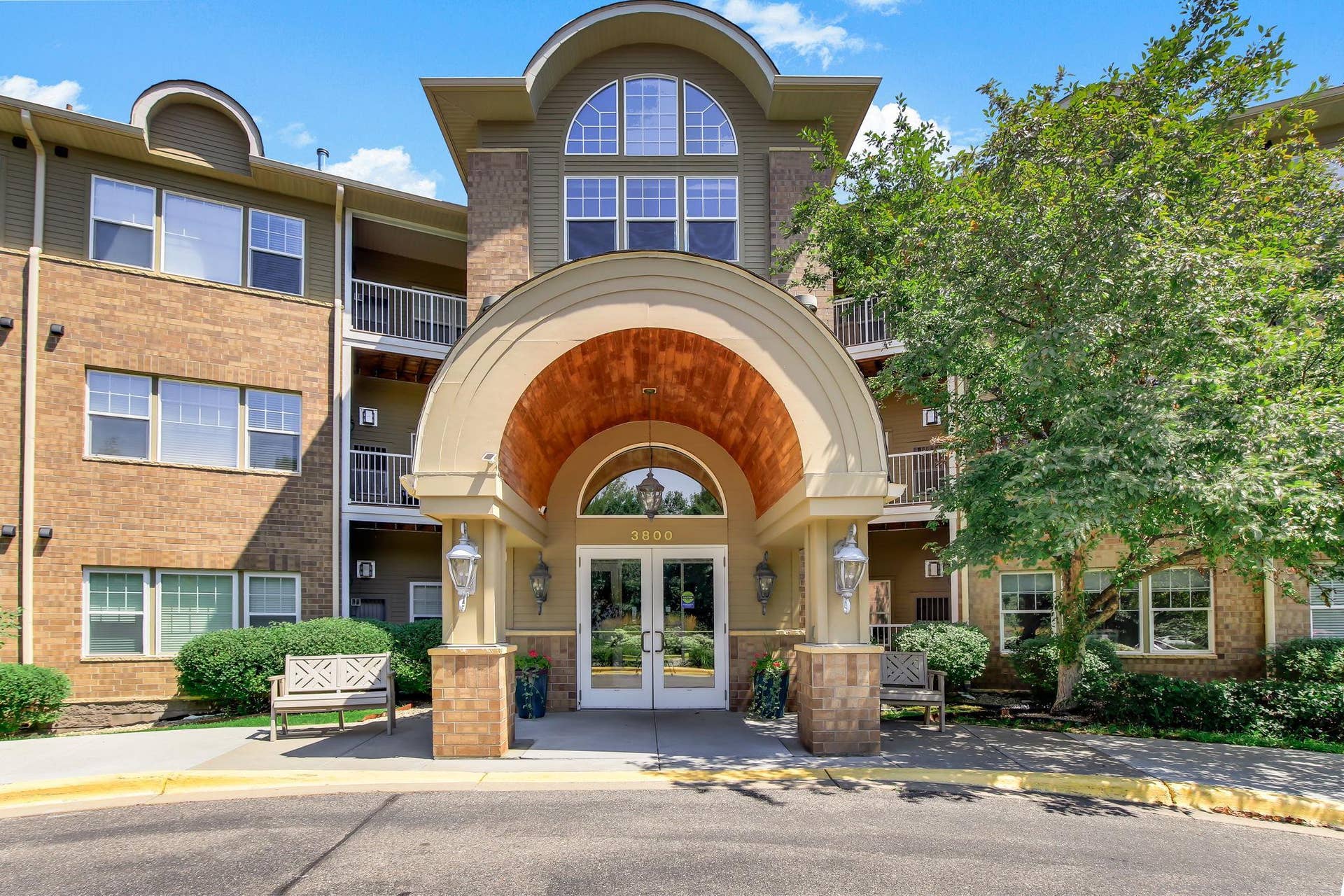 3800 85th Avenue N, #117, Brooklyn Park, MN 55443 Exceptional opportunity to enjoy a community surrounded by nature and privacy! !!