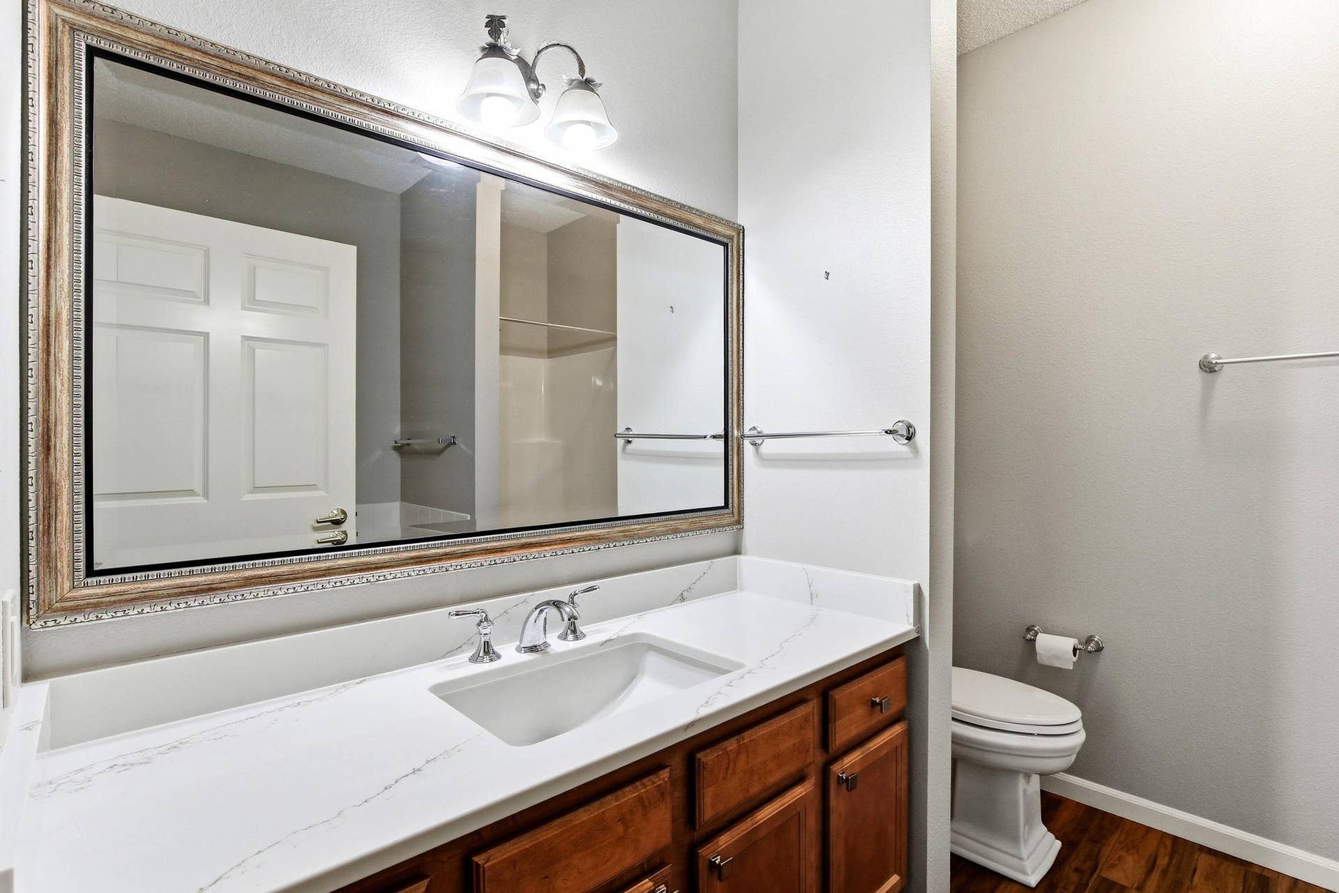 3800 85th Avenue N, #117, Brooklyn Park, MN 55443 Attractive finishes and woodwork in the full bath.