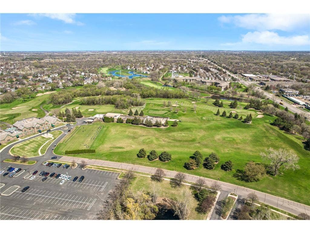 3800 85th Avenue N, #117, Brooklyn Park, MN 55443 Conveniently located walking distance to the Edinburgh golf course!