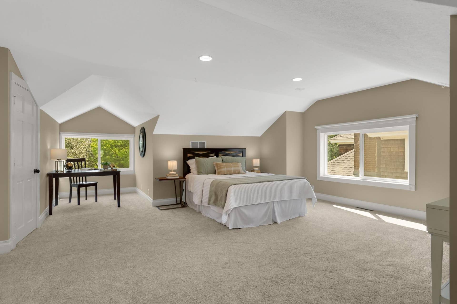 1117 Portland Avenue, 96, Saint Paul, MN 55104 Third floor offers amazing opportunity for flexible living. How would you use this space? Primary suite? Guest suite? Kids space? Office/living space? The options are endless!