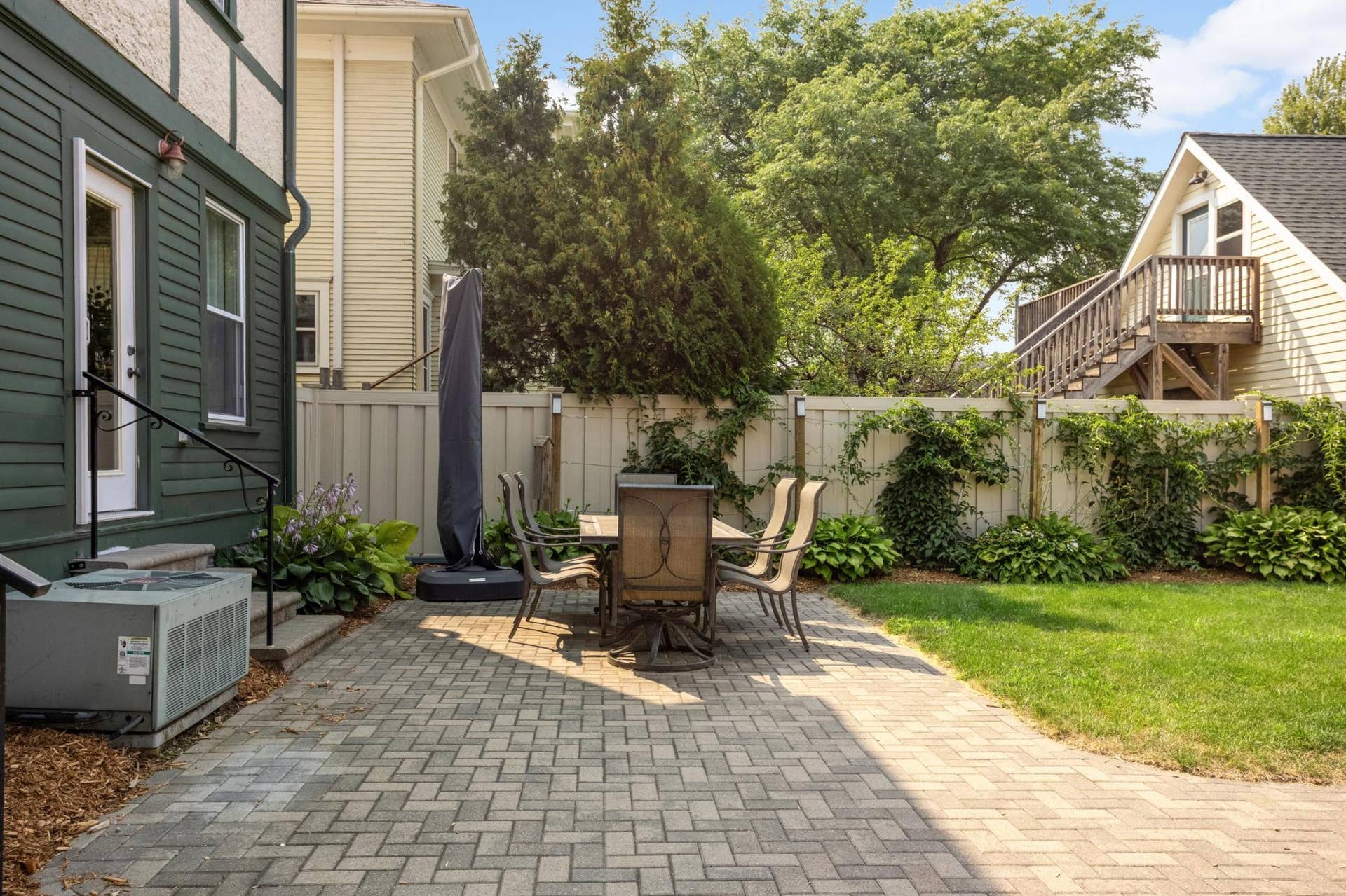 1117 Portland Avenue, 96, Saint Paul, MN 55104 Nice stone paver patio