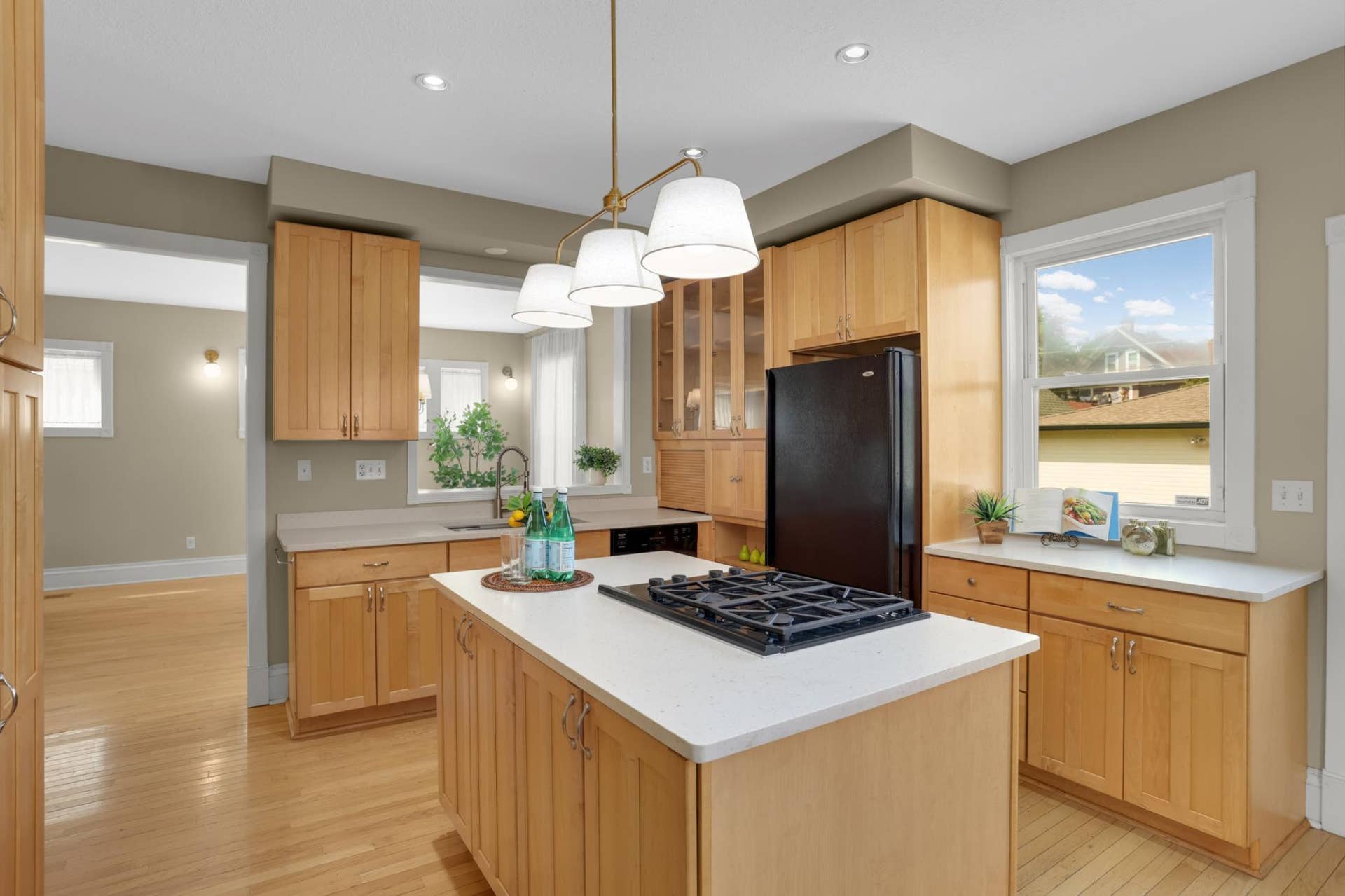 1117 Portland Avenue, 96, Saint Paul, MN 55104 Huge windows throughout offer great light and views of the green backyard.
