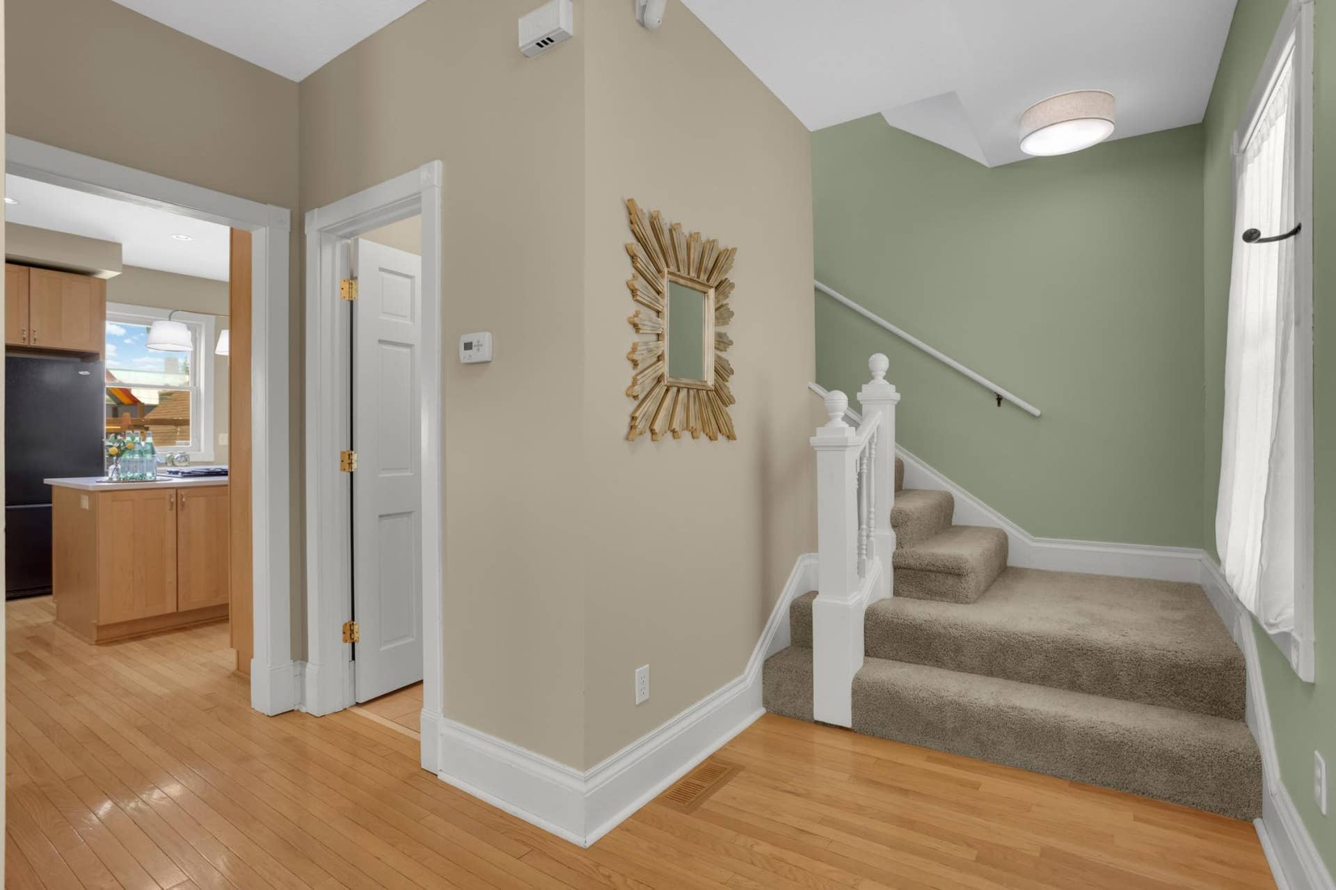 1117 Portland Avenue, 96, Saint Paul, MN 55104 Let's head upstairs!