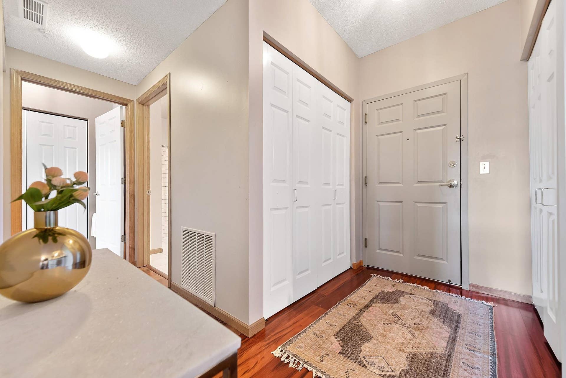 660 N 2nd Street, #305, 59, Minneapolis, MN 55401 660 N 2nd Street, #305, 59, Minneapolis, MN 55401