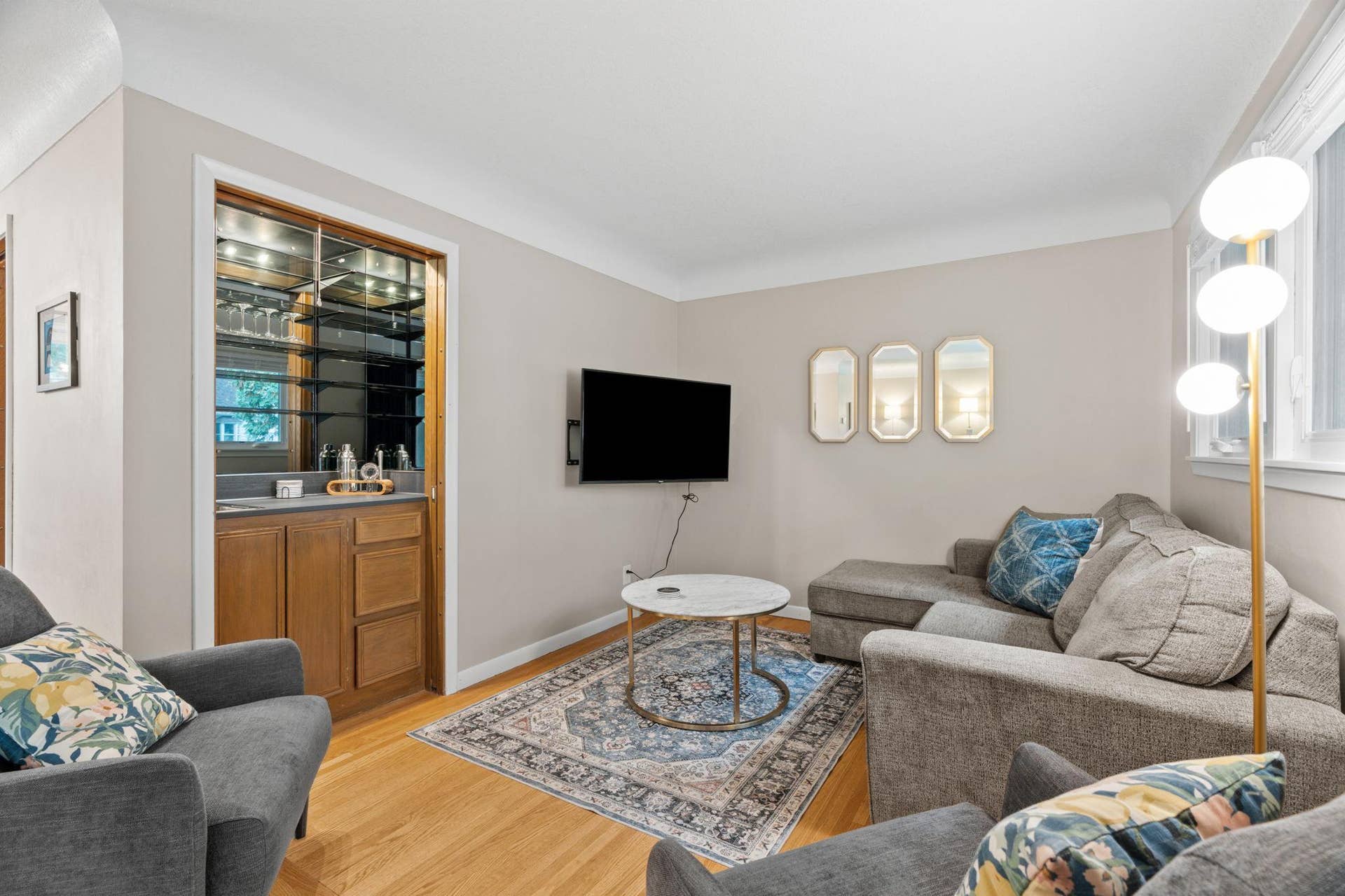 Family room with a built in wet bar!