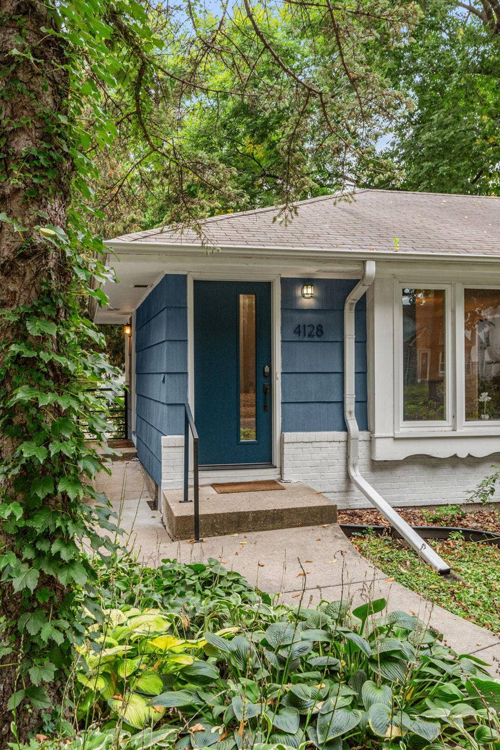 4128 Ewing Avenue S, 42, Minneapolis, MN 55410