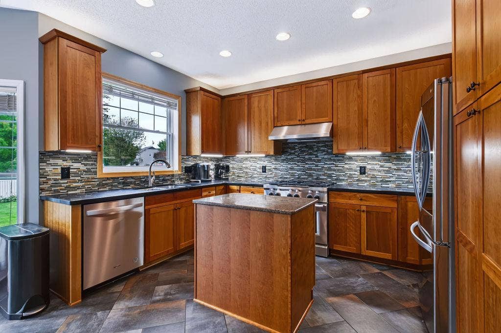 8547 Kirkwood Lane N, Maple Grove, MN 55369 IMG_1005-HDR.jpg